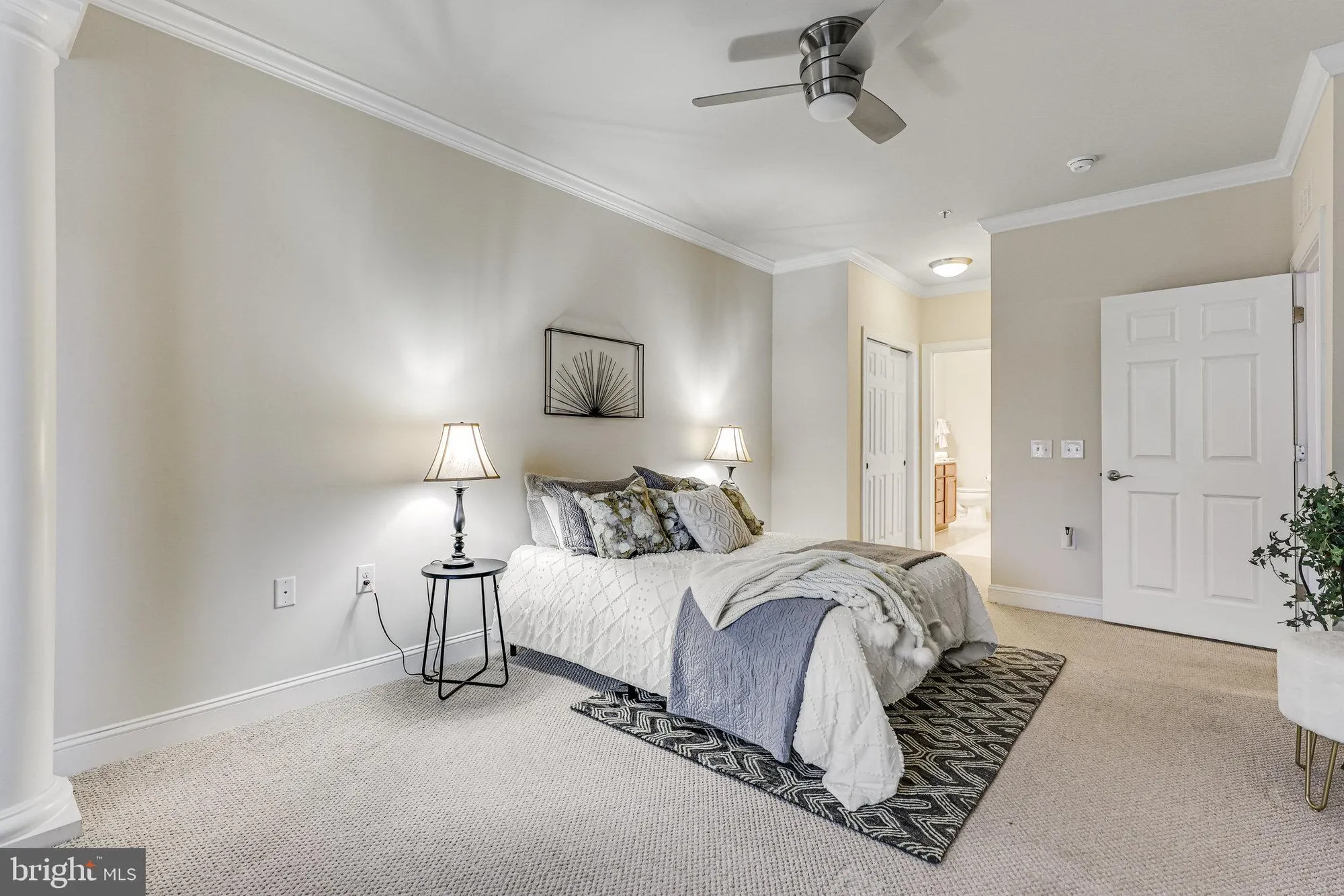 Property Slideshow image 27 of 54 | 15110 heather mill ln apt 201, Haymarket, VA, 20169
