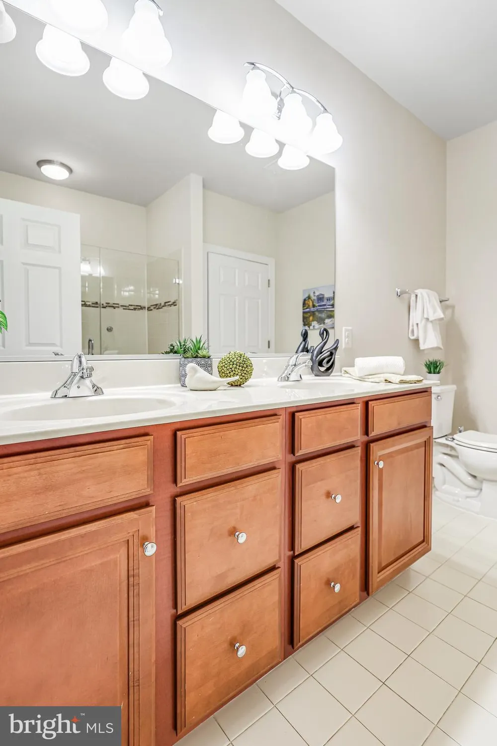 Property Slideshow image 29 of 54 | 15110 heather mill ln apt 201, Haymarket, VA, 20169