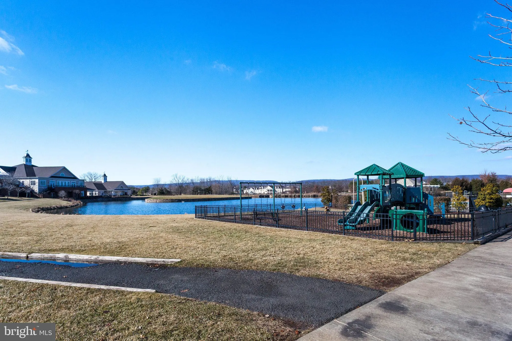 Property Slideshow image 39 of 54 | 15110 heather mill ln apt 201, Haymarket, VA, 20169