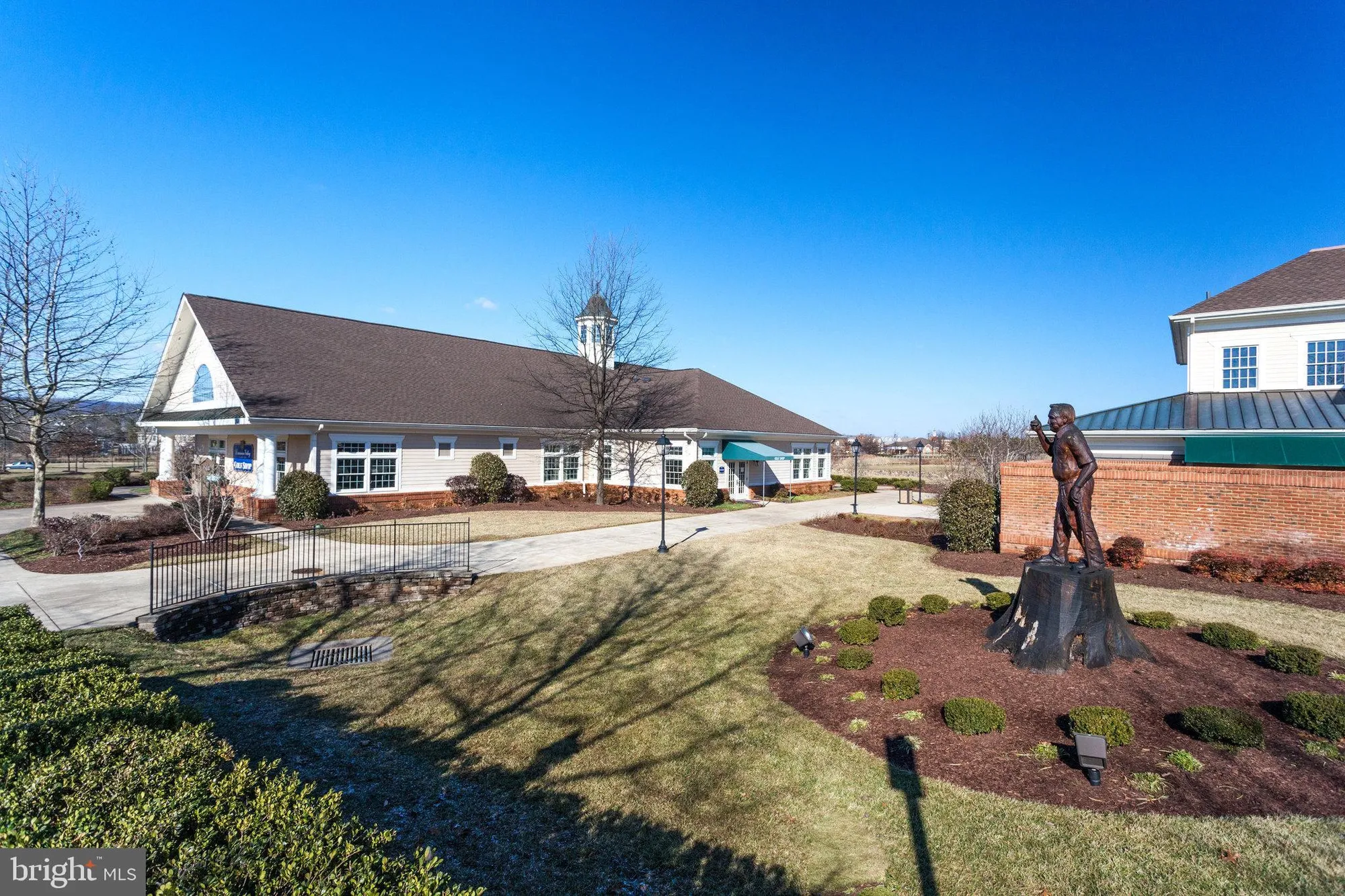 Property Slideshow image 49 of 54 | 15110 heather mill ln apt 201, Haymarket, VA, 20169