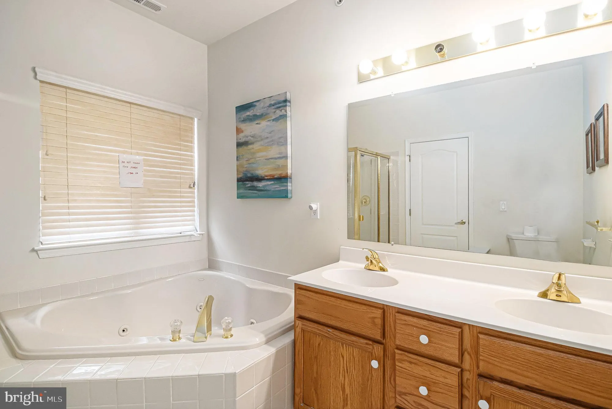 Property Slideshow image 16 of 30 | 204 neighbors rd, Warrington, PA, 18976