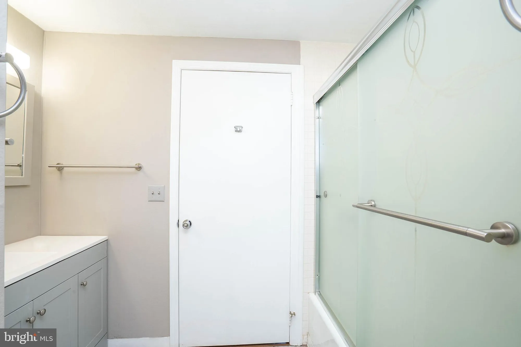 Property Slideshow image 15 of 20 | 137 plymouth ln, Monroe Township, NJ, 08831