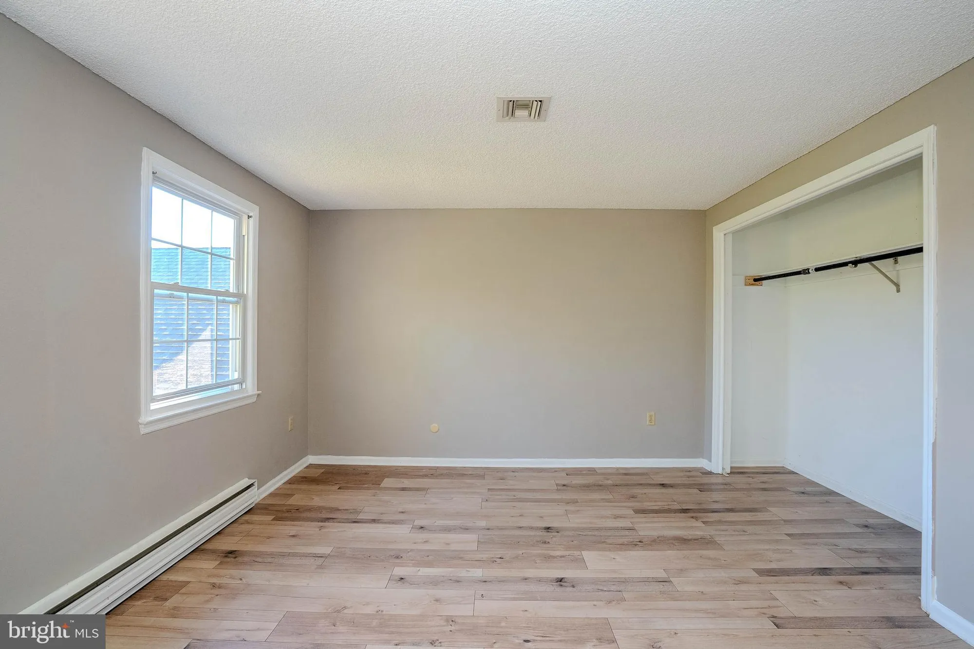 Property Slideshow image 16 of 20 | 137 plymouth ln, Monroe Township, NJ, 08831