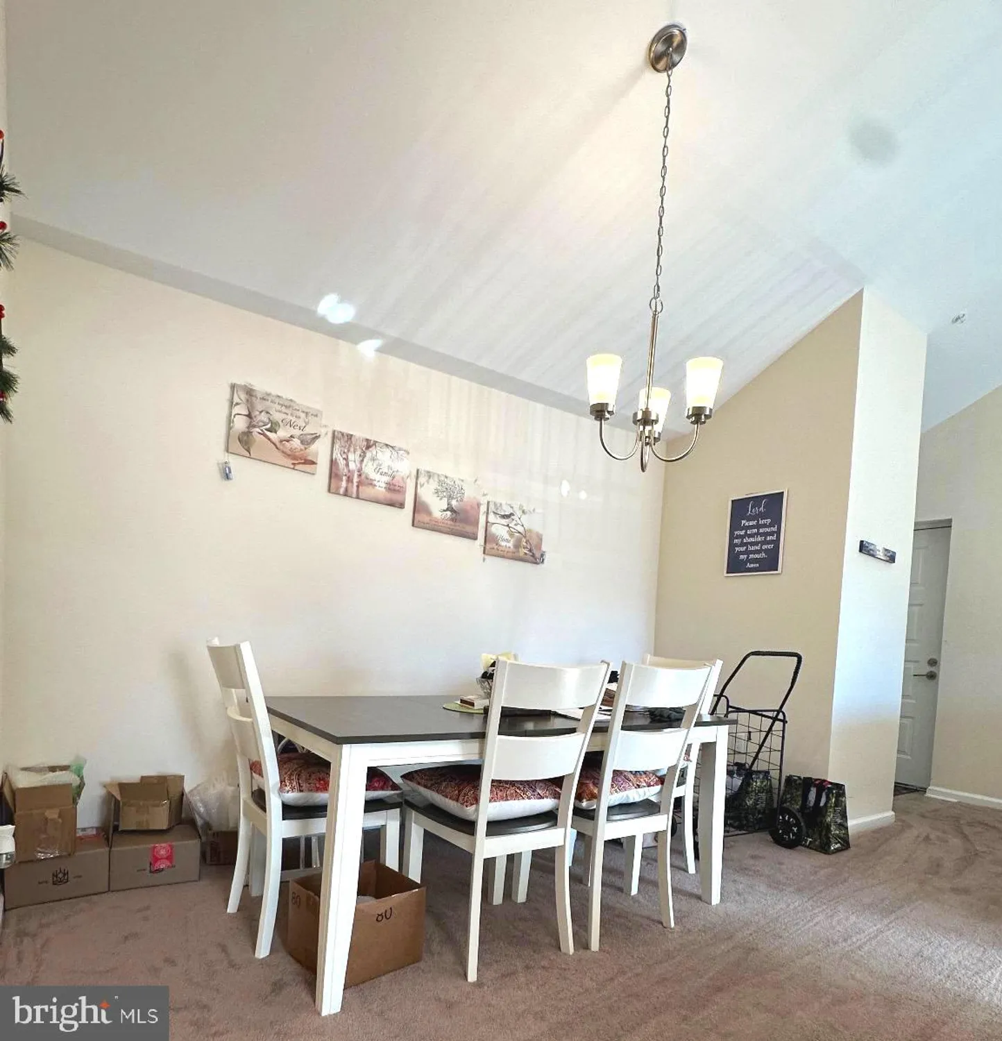 Property Slideshow image 23 of 47 | 15210 elkridge way 91-3k, Silver Spring, MD, 20906