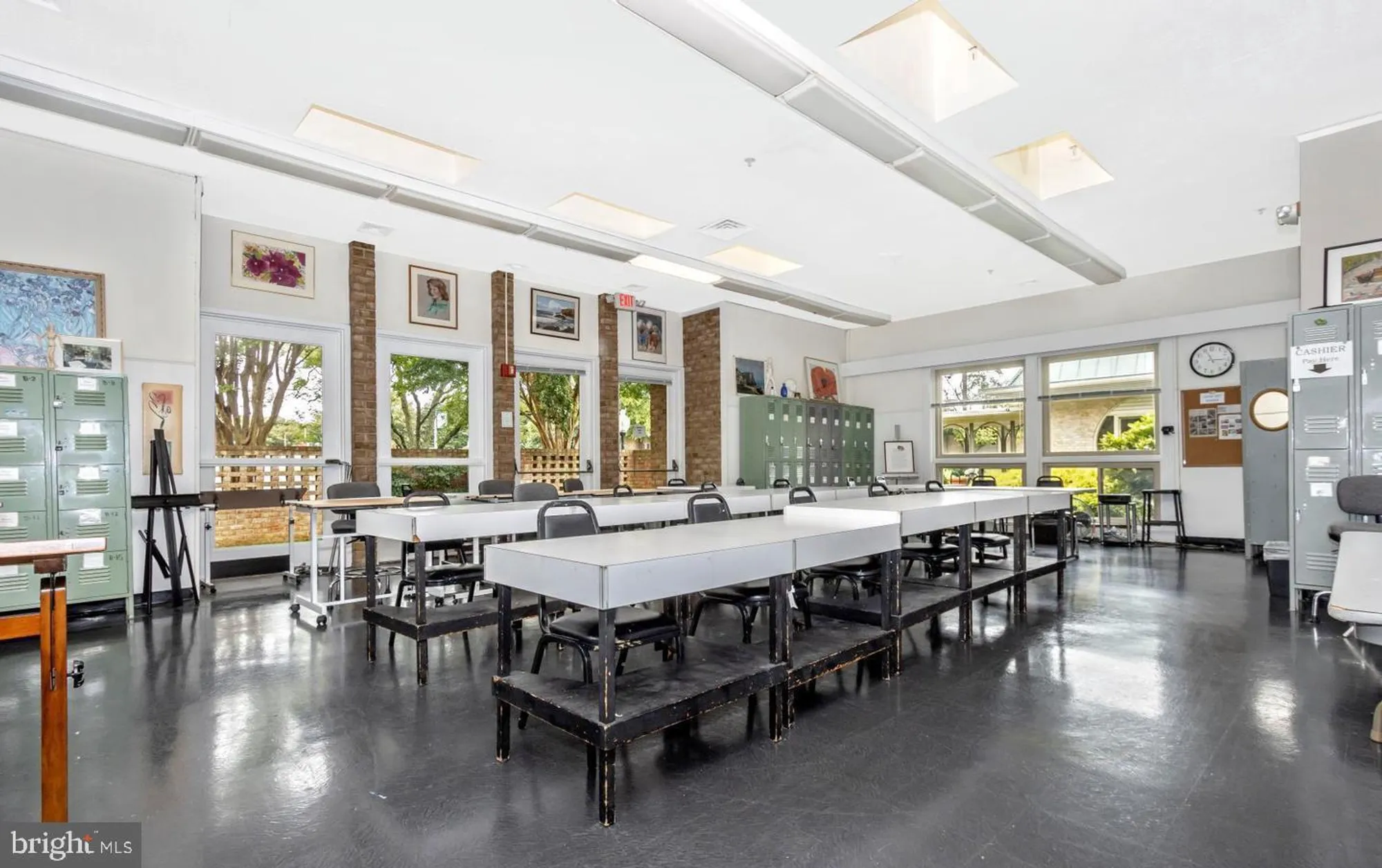 Property Slideshow image 43 of 47 | 15210 elkridge way 91-3k, Silver Spring, MD, 20906