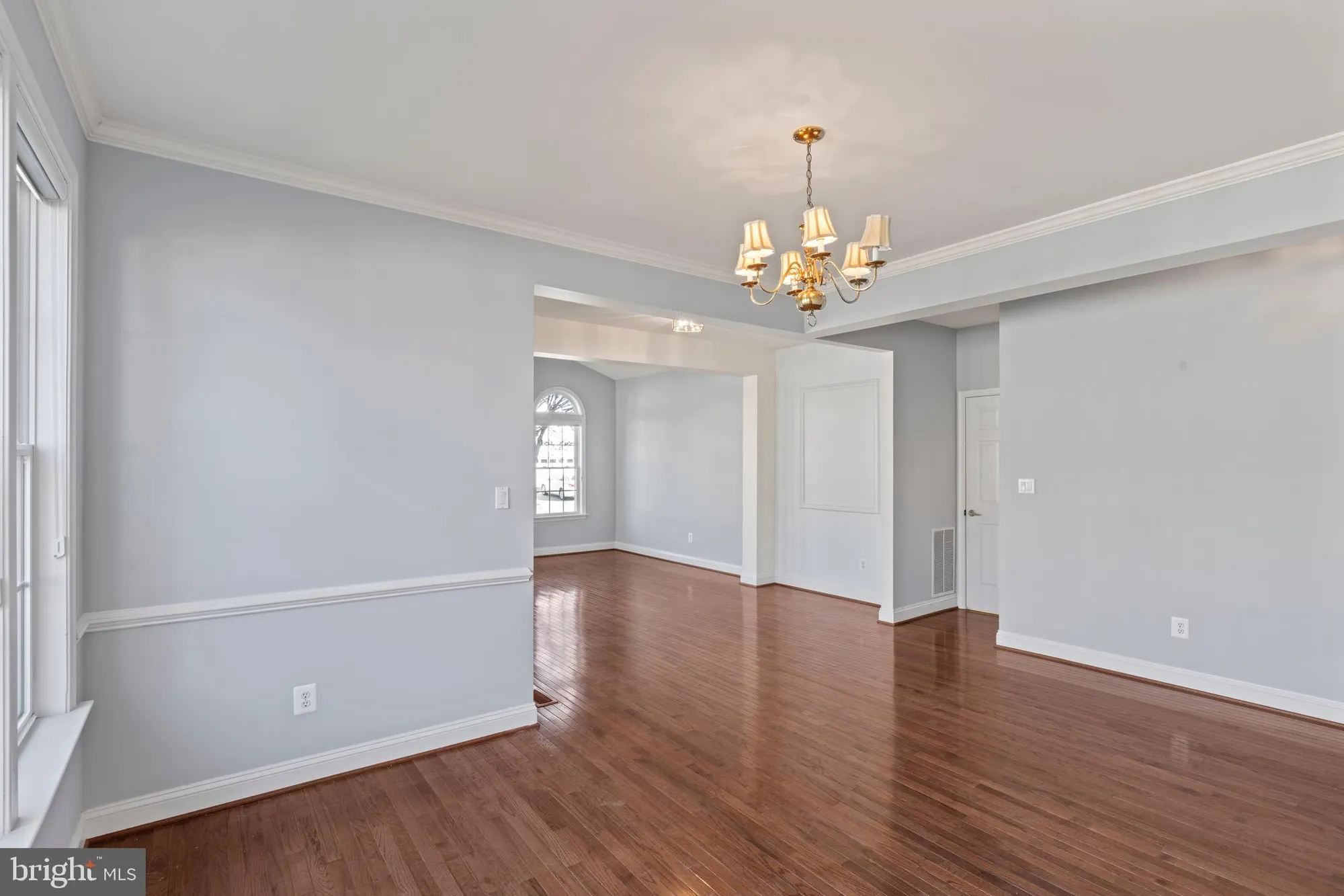 Property Slideshow image 10 of 67 | 13879 crabtree way, Gainesville, VA, 20155