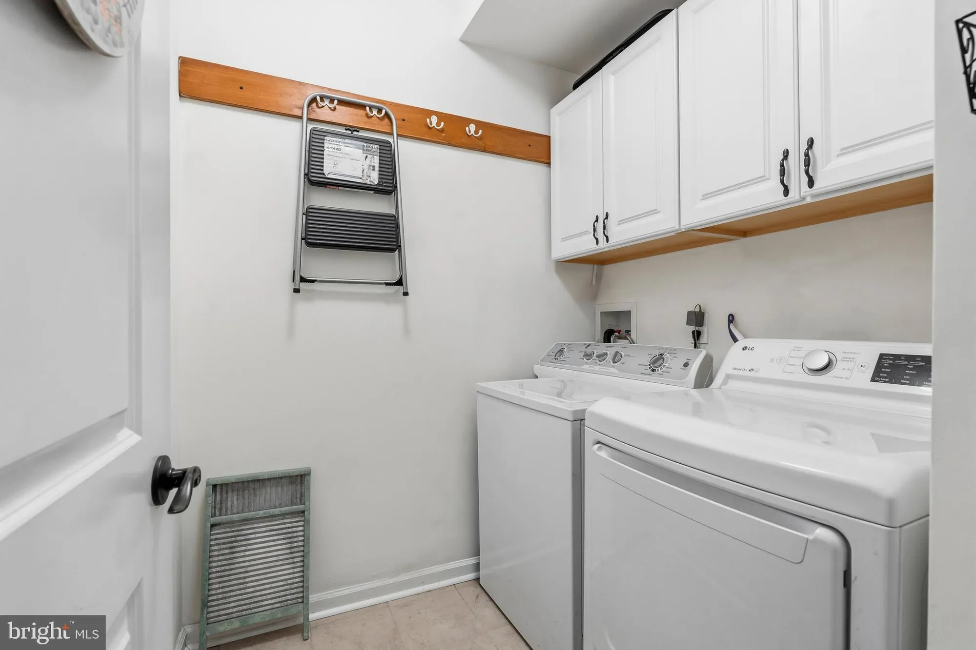 Property Slideshow image 13 of 38 | 1125 arbour ln, Quakertown, PA, 18951