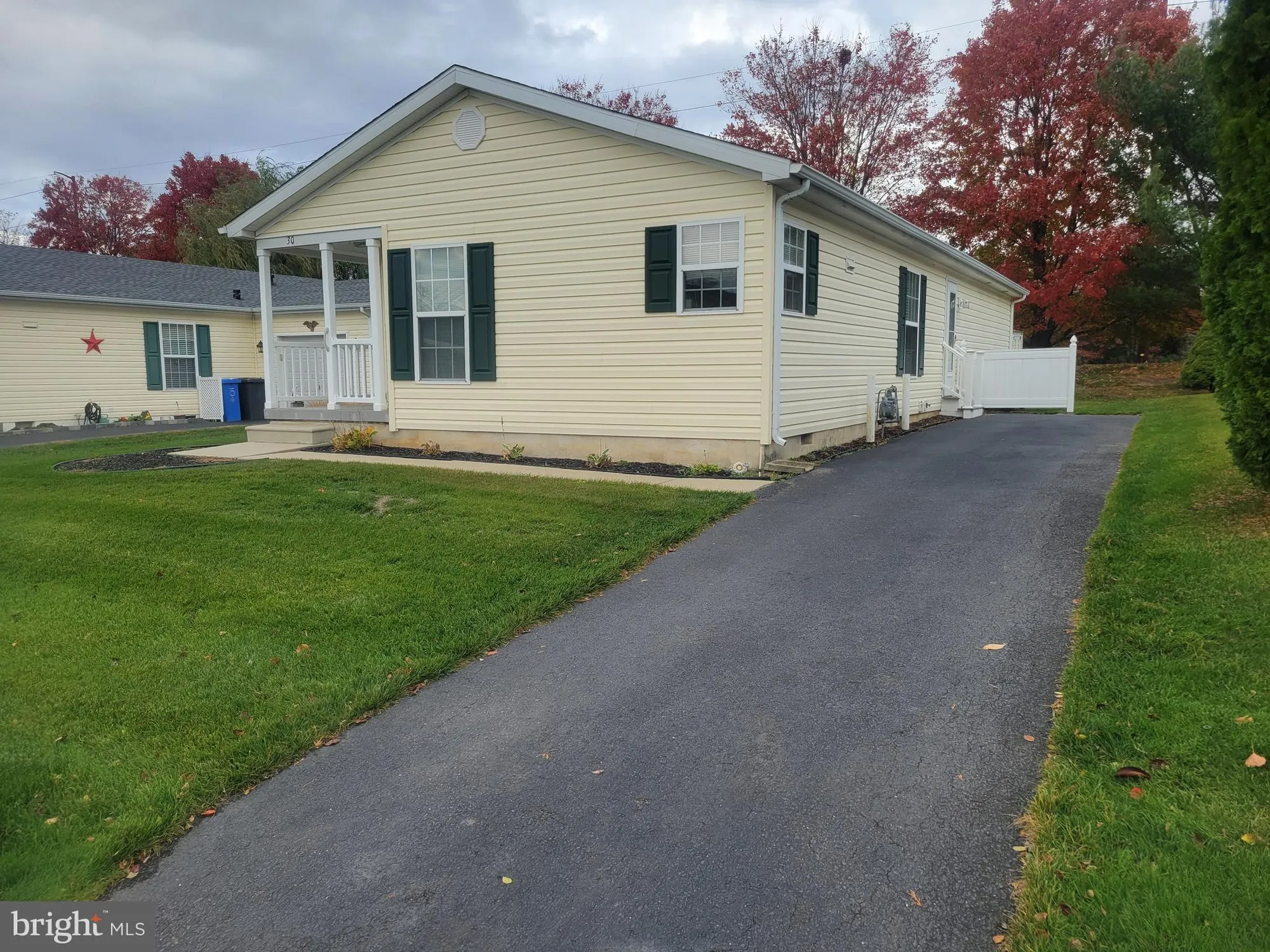 Property Slideshow image 1 of 4 | 30 fort lee dr, Manahawkin, NJ, 08050