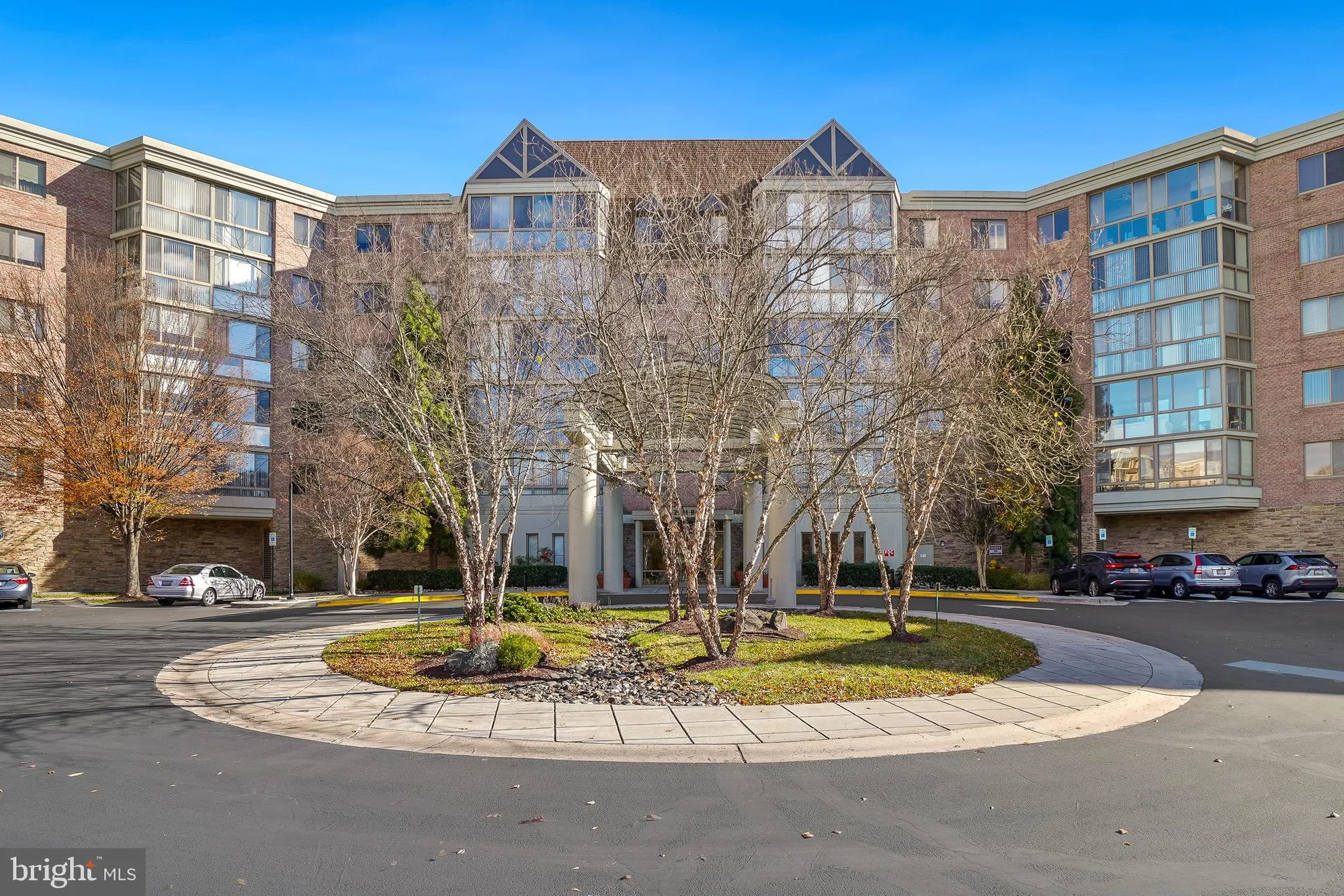 Property Slideshow image 2 of 30 | 2901 s leisure world blvd 524, Silver Spring, MD, 20906