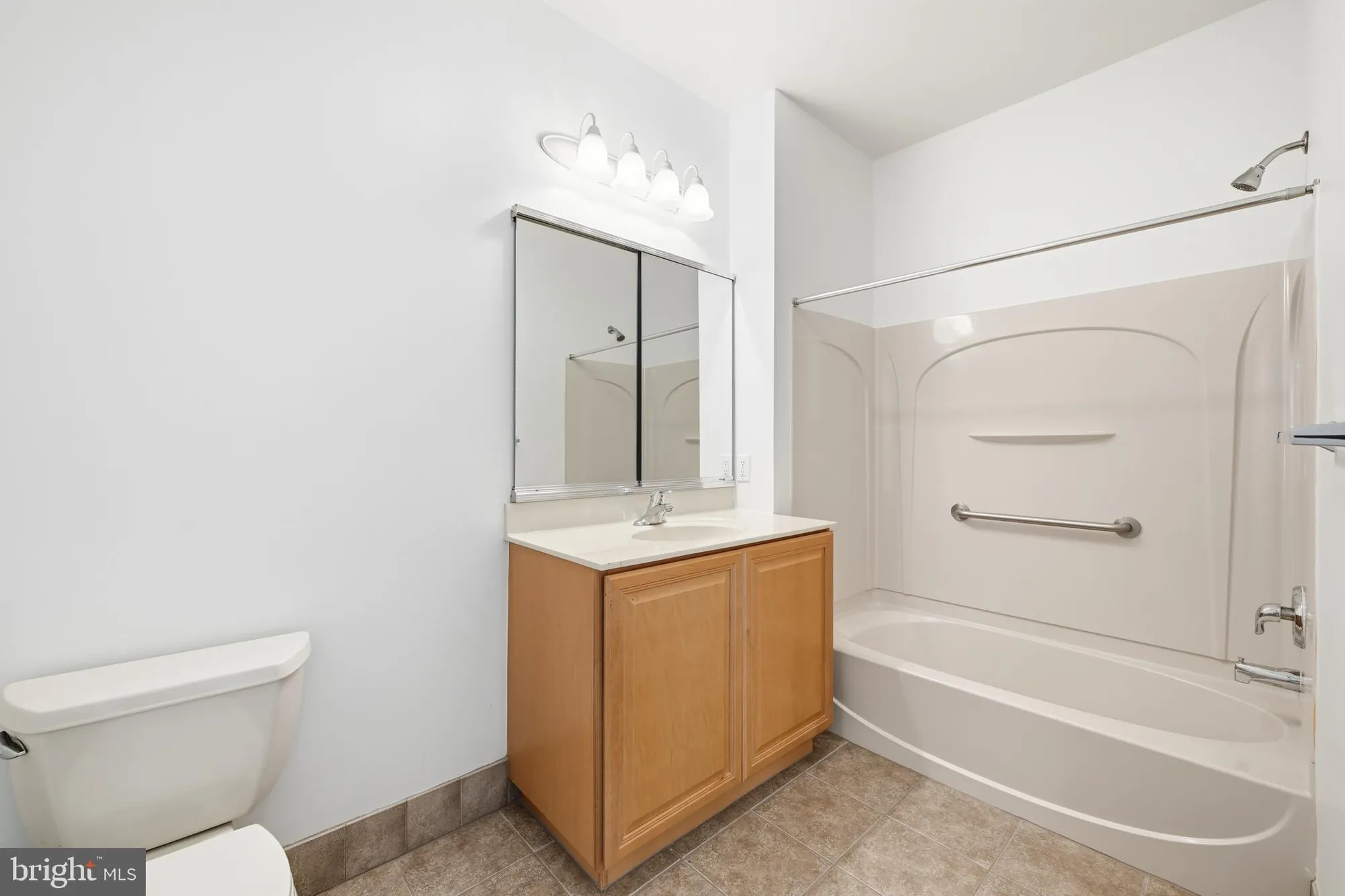 Property Slideshow image 23 of 24 | 1333 meridian blvd # 1333, Warrington, PA, 18976