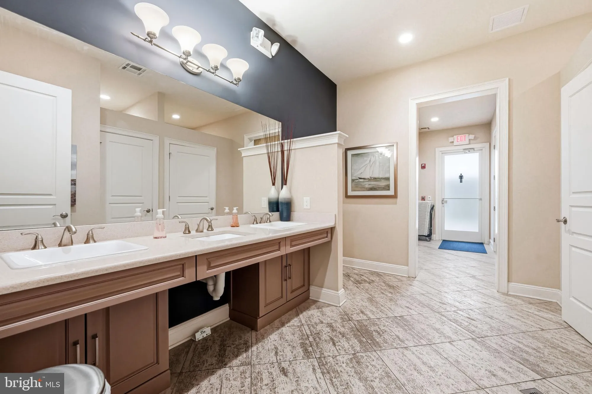 Property Slideshow image 37 of 43 | 4 eydon ct, Medford, NJ, 08055