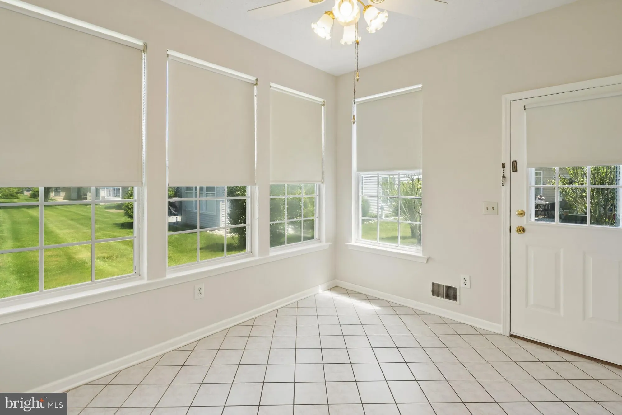 Property Slideshow image 12 of 31 | 43 osprey pl, Barnegat, NJ, 08005