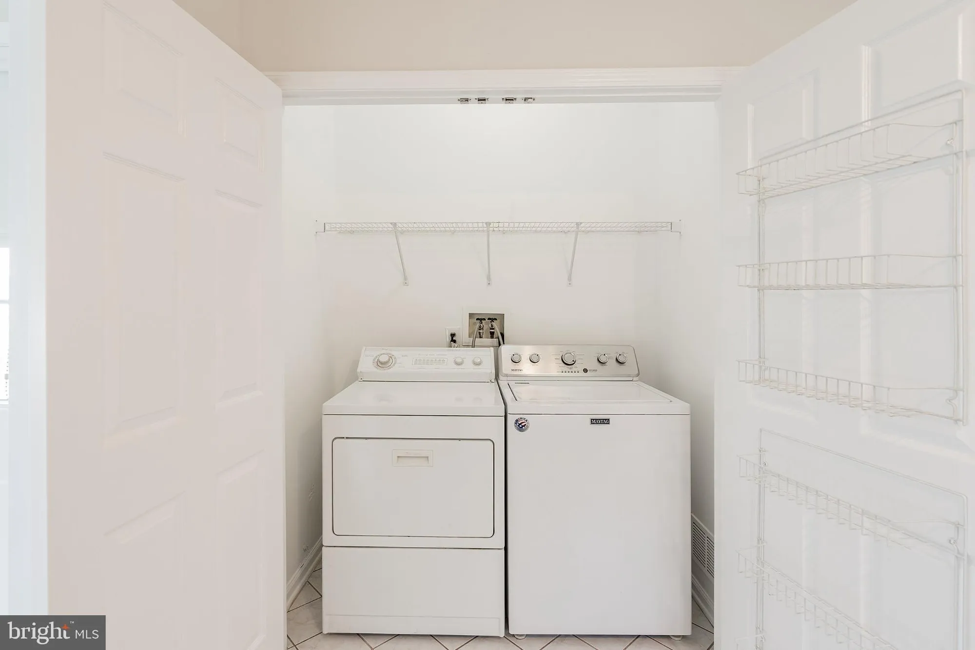 Property Slideshow image 22 of 31 | 43 osprey pl, Barnegat, NJ, 08005