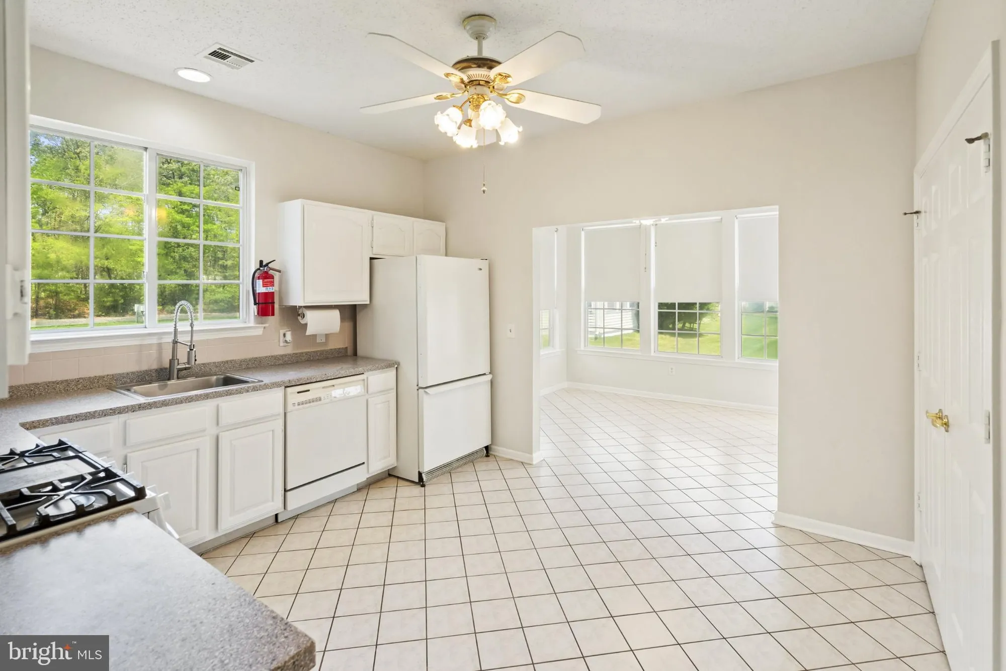 Property Slideshow image 11 of 31 | 43 osprey pl, Barnegat, NJ, 08005