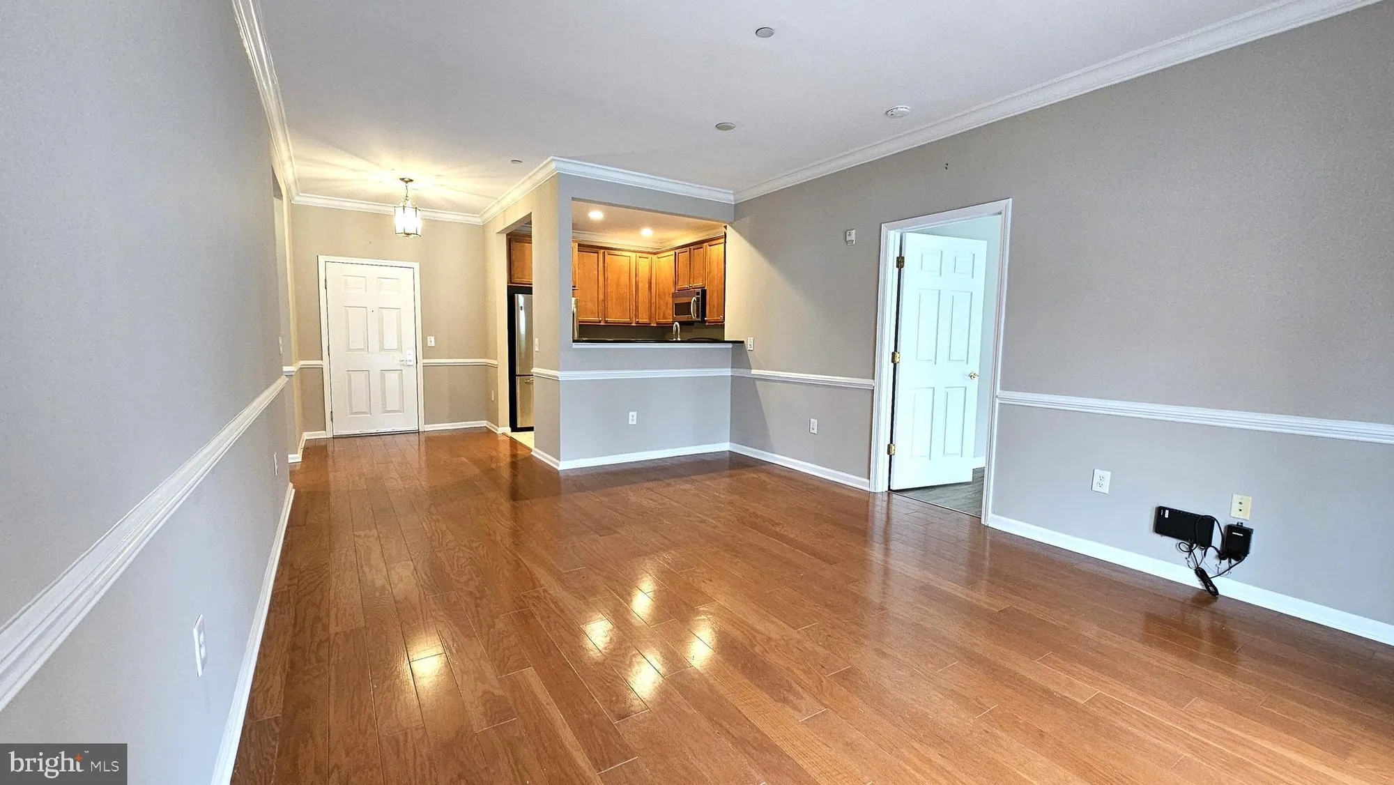 Property Slideshow image 8 of 34 | 1121 colts cir p, Lawrenceville, NJ, 08648