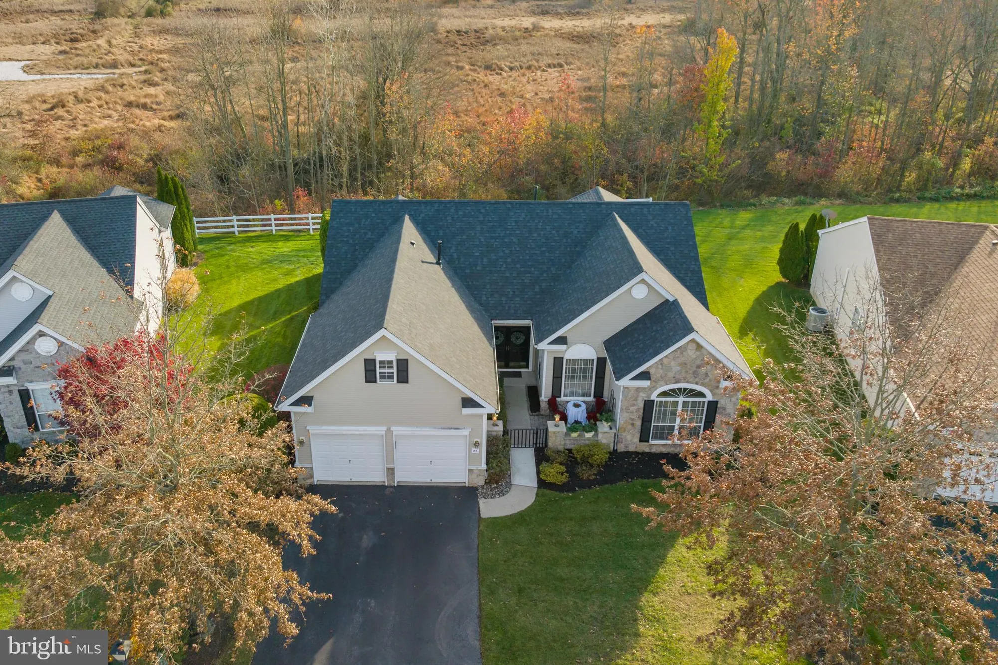 Property Slideshow image 4 of 23 | 25 ellington dr, Columbus, NJ, 08022