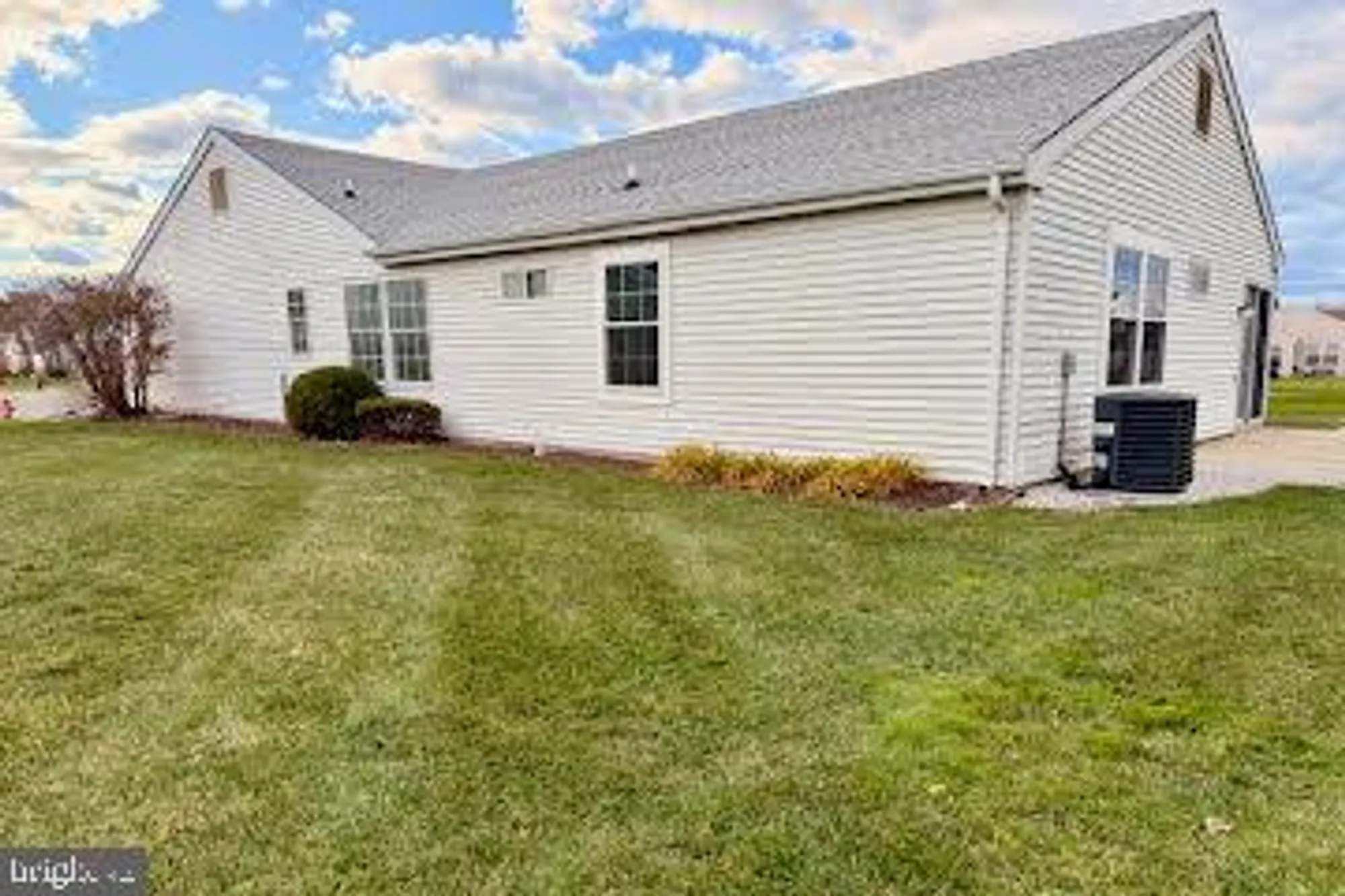 Property Slideshow image 21 of 26 | 5 carol ct, Manchester, NJ, 08759