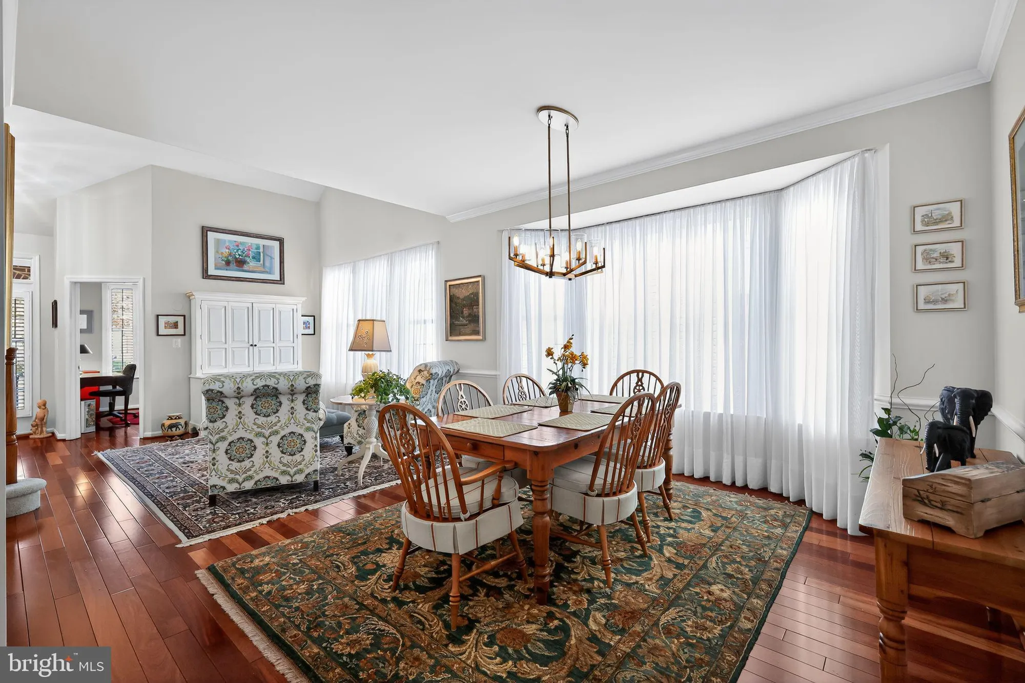 Property Slideshow image 6 of 41 | 6013 piney grove way, Gainesville, VA, 20155