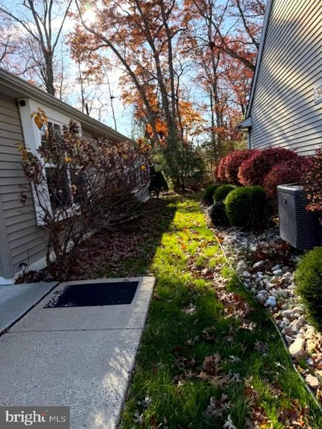 Property Slideshow image 2 of 2 | 404 virgin island dr, Williamstown, NJ, 08094