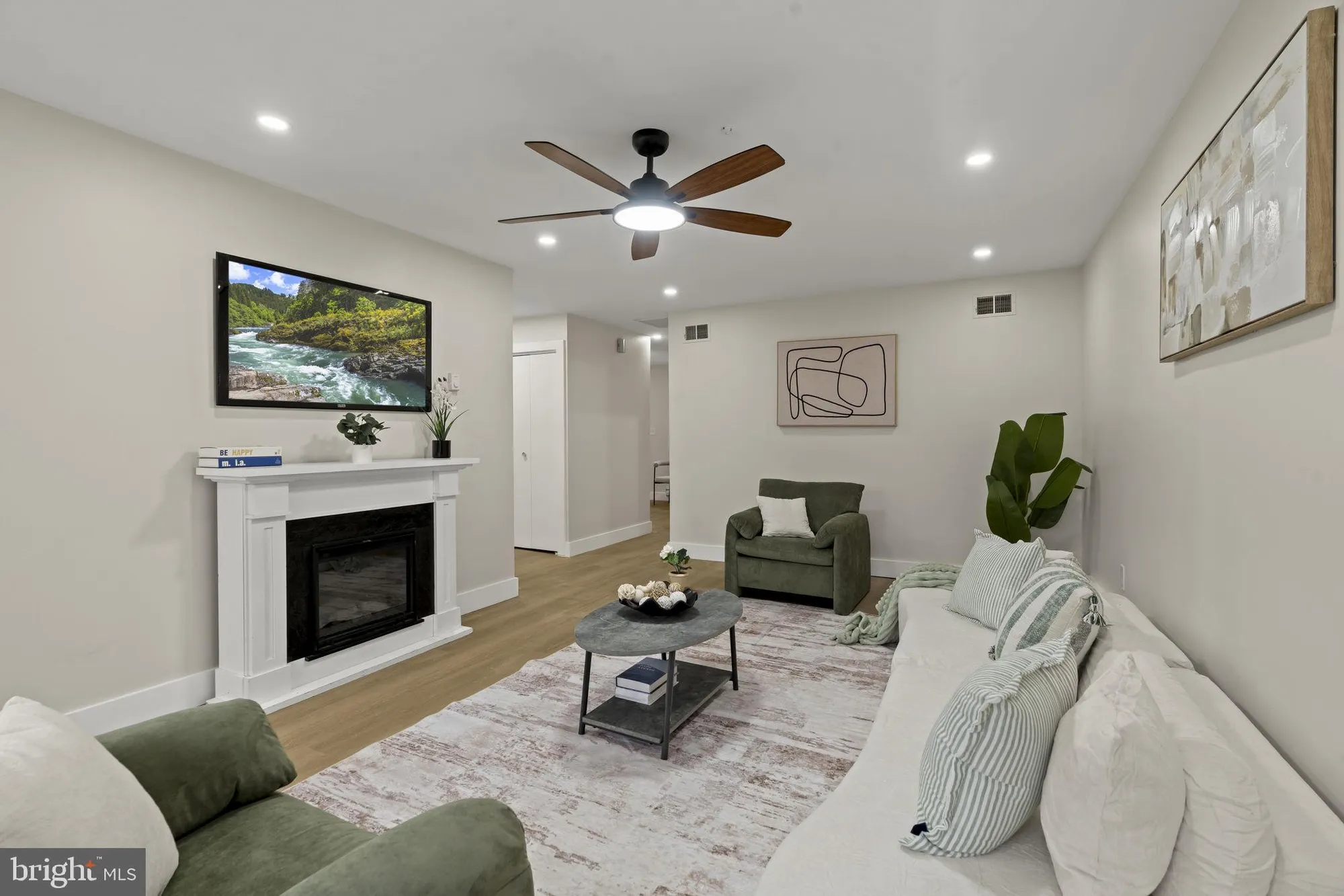 Property Slideshow image 6 of 28 | 84 parkway dr b, Freehold, NJ, 07728