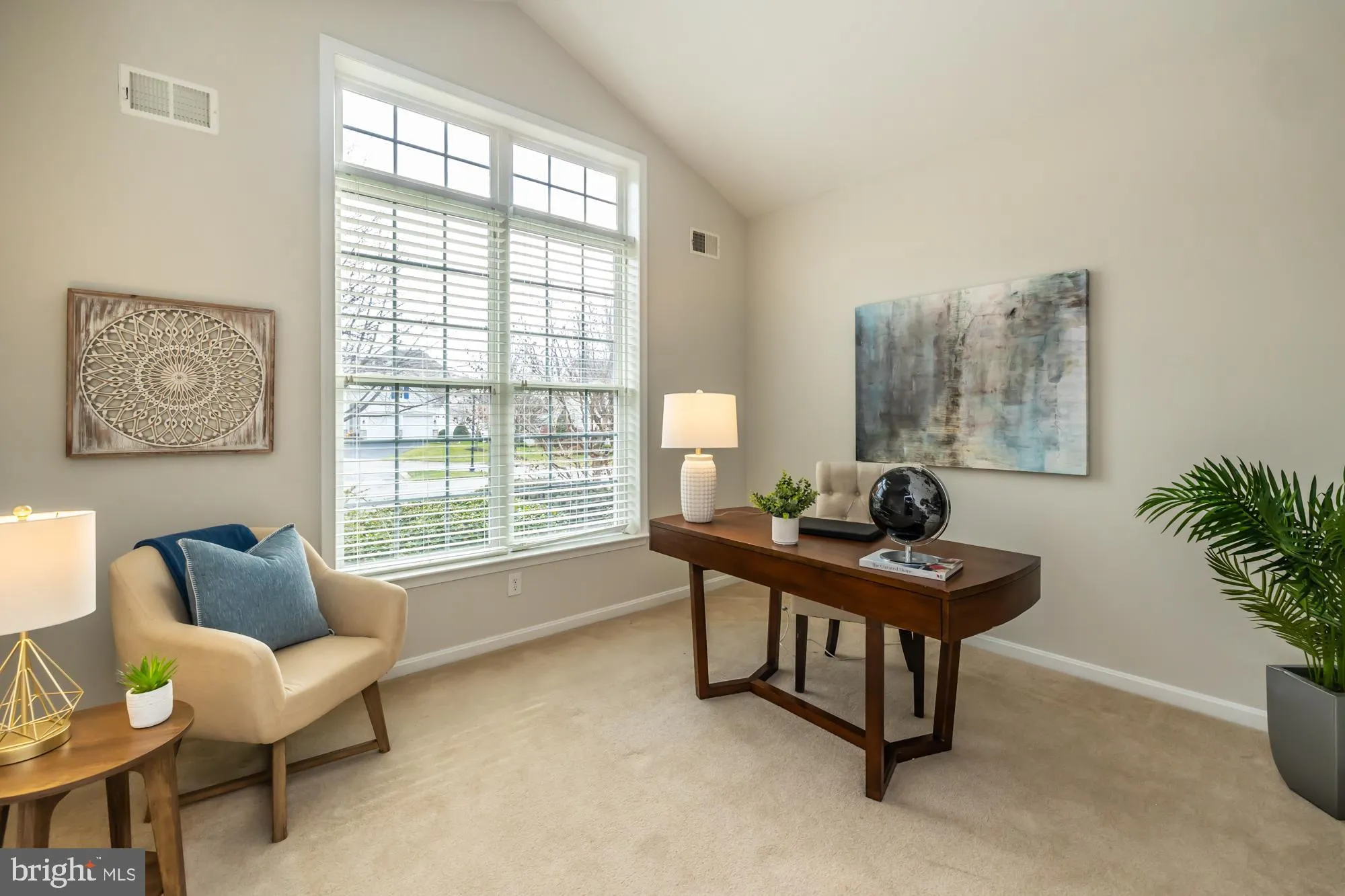 Property Slideshow image 5 of 58 | 505 wisteria dr, Kennett Square, PA, 19348