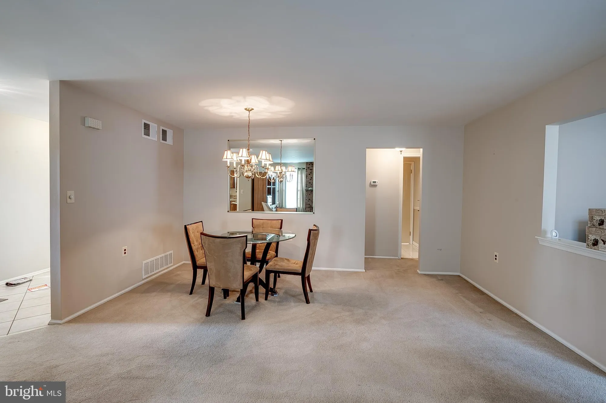 Property Slideshow image 10 of 25 | 53 knollwood dr, Deptford, NJ, 08096