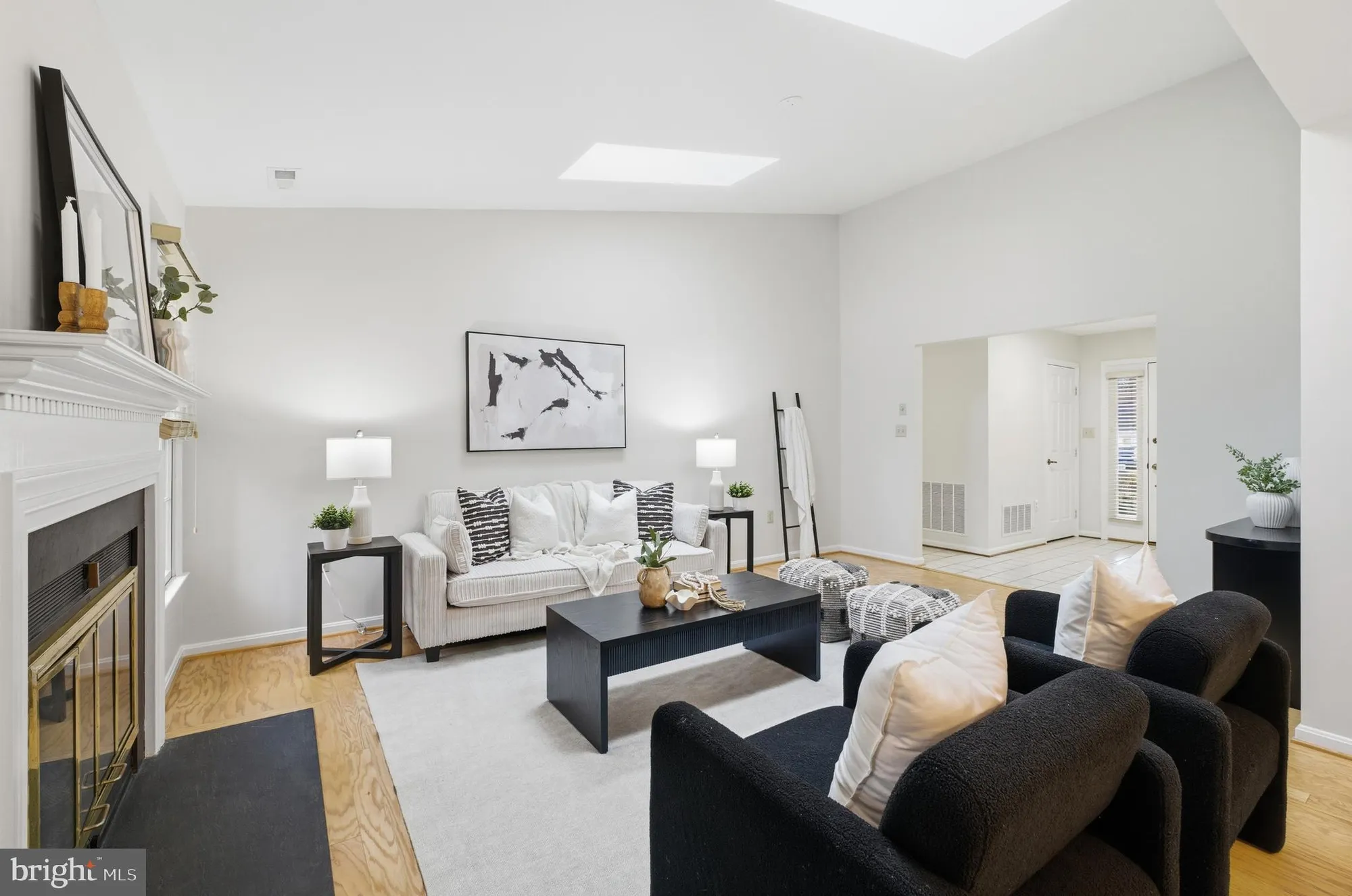 Property Slideshow image 4 of 42 | 2705 coxswain pl, Annapolis, MD, 21401