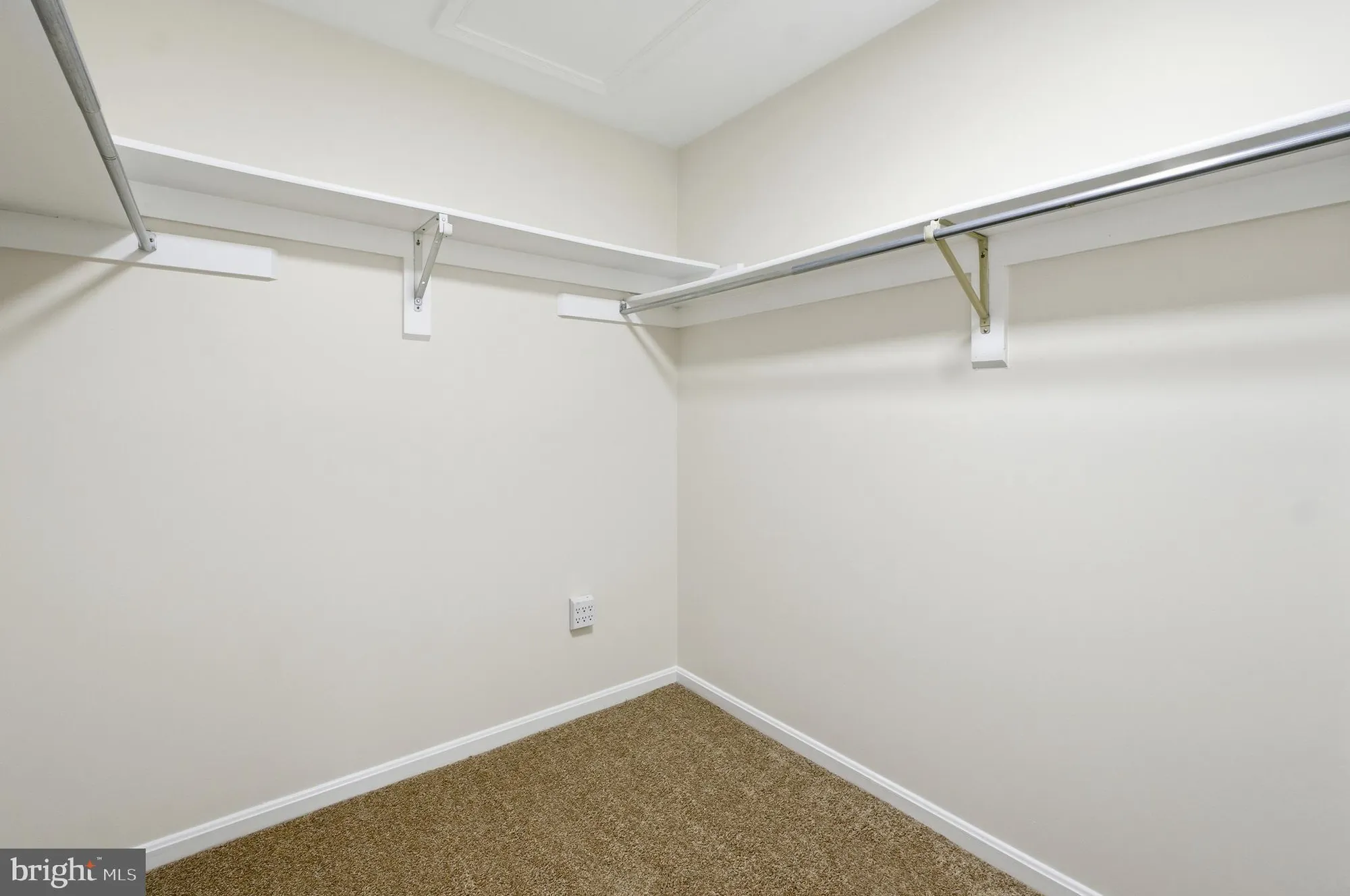 Property Slideshow image 18 of 42 | 2705 coxswain pl, Annapolis, MD, 21401