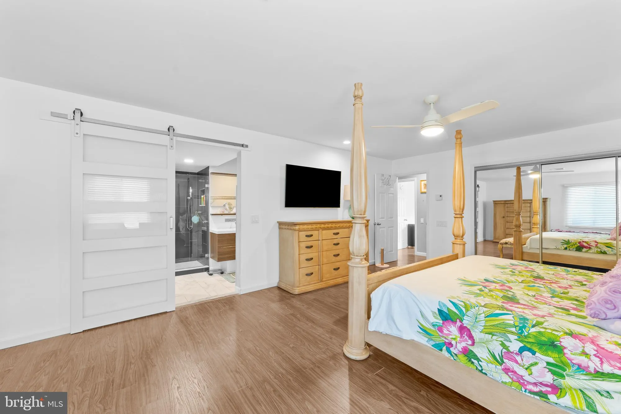 Property Slideshow image 18 of 31 | 264 glen rd a, Monroe Township, NJ, 08831