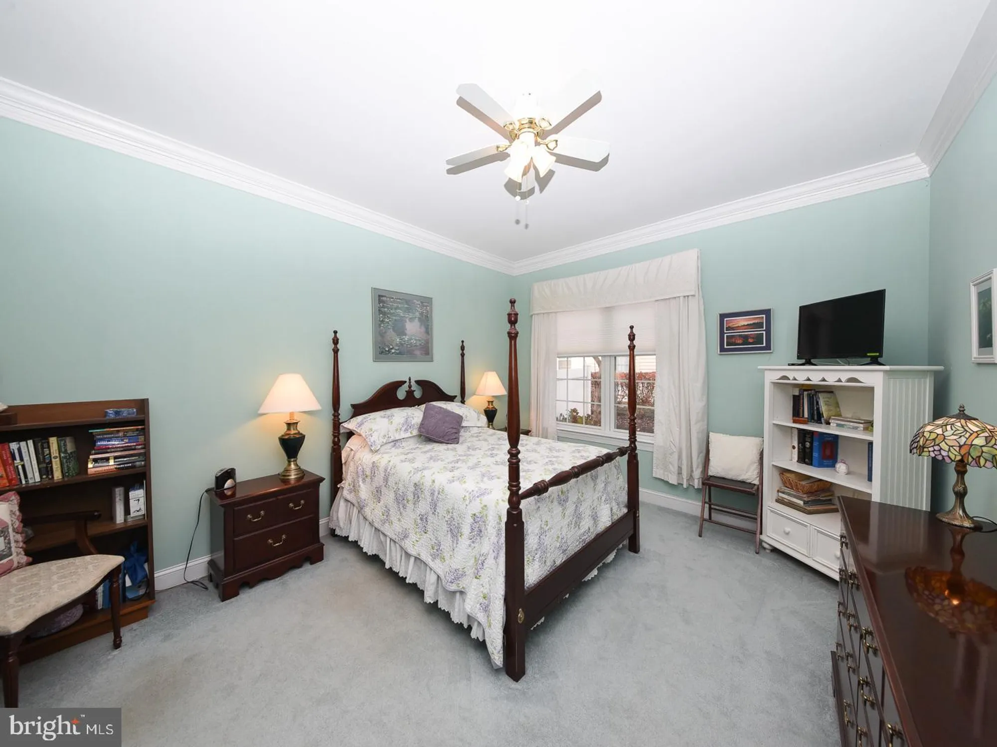 Property Slideshow image 23 of 34 | 3113 arbour green ct, Hatfield, PA, 19440