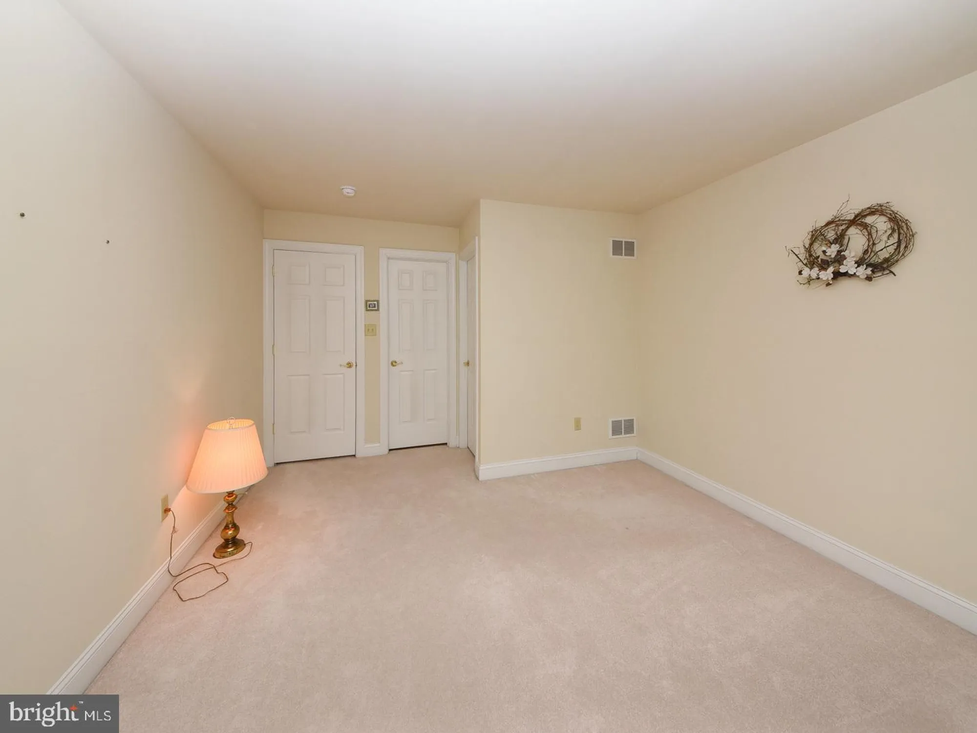 Property Slideshow image 29 of 34 | 3113 arbour green ct, Hatfield, PA, 19440