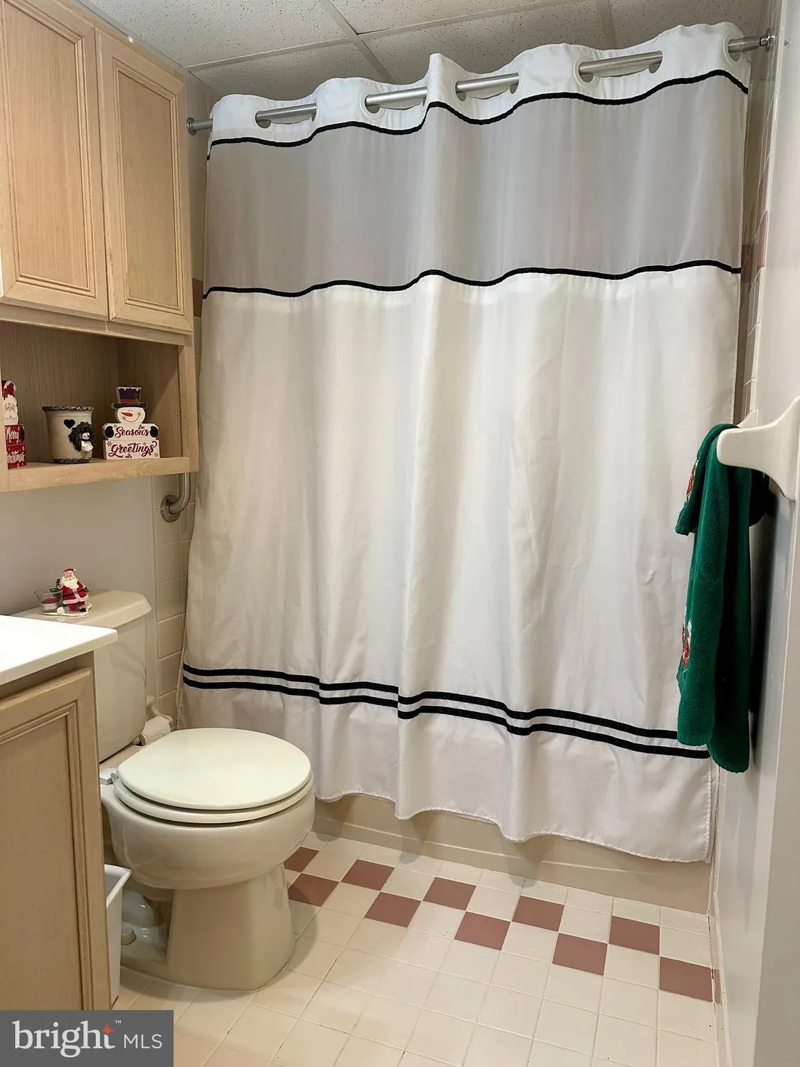 Property Slideshow image 22 of 49 | 9000 centennial sta 900, Warminster, PA, 18974