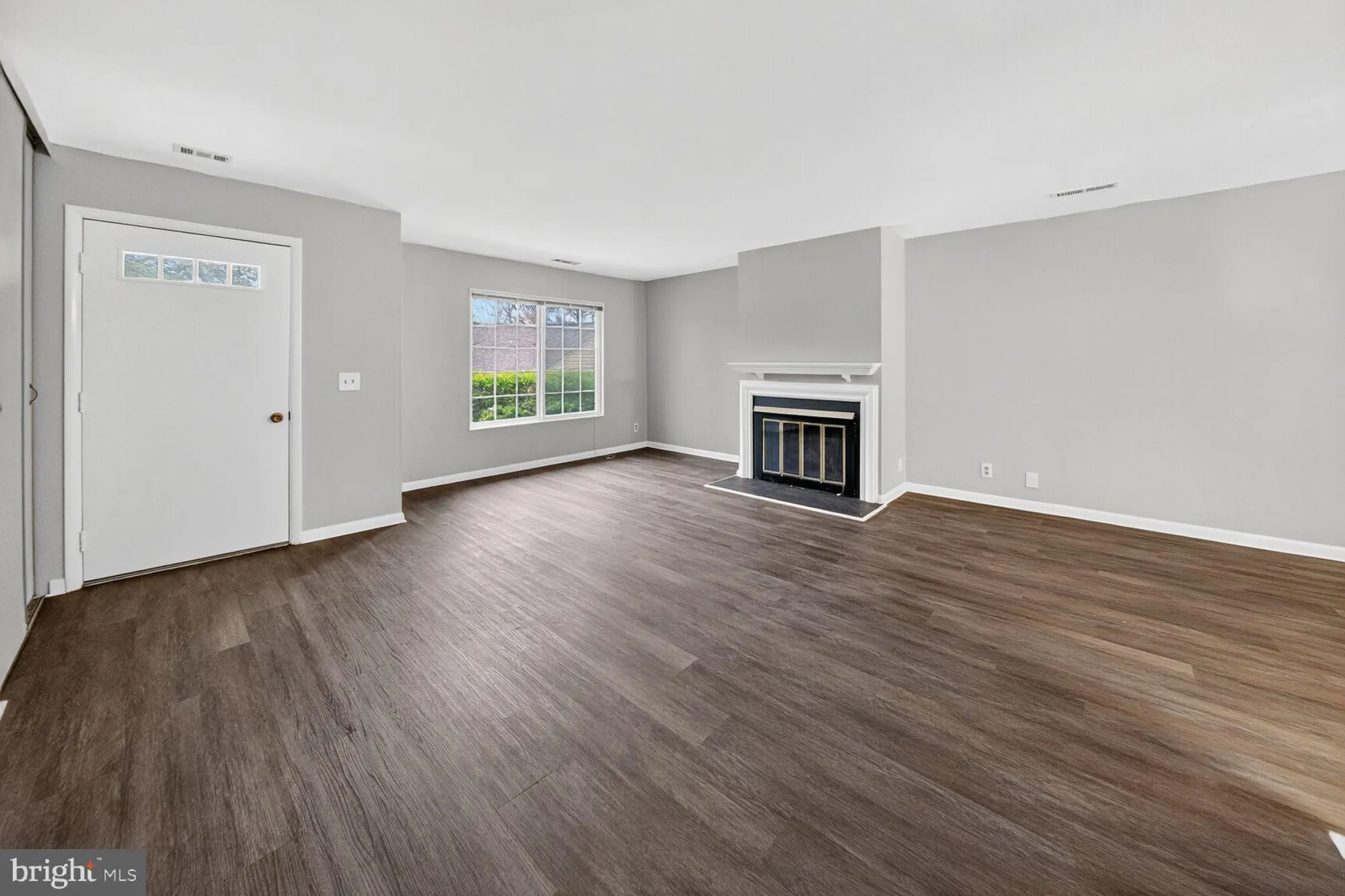 Property Slideshow image 7 of 19 | 14603 edelmar dr 132-a, Silver Spring, MD, 20906