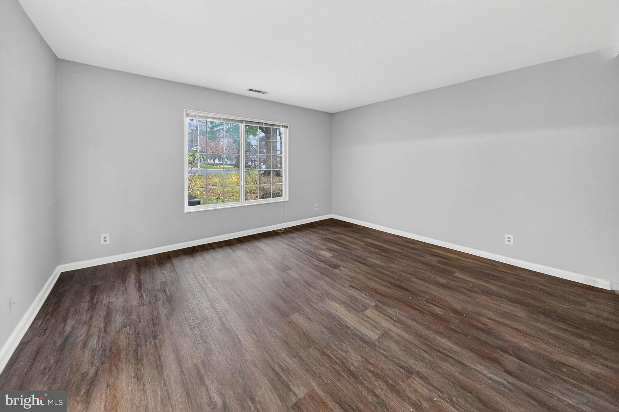 Property Slideshow image 12 of 19 | 14603 edelmar dr 132-a, Silver Spring, MD, 20906