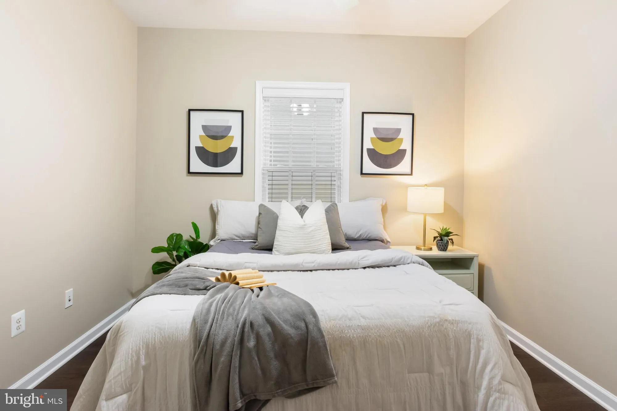 Property Slideshow image 13 of 40 | 8 hayride ln # 222, Taneytown, MD, 21787