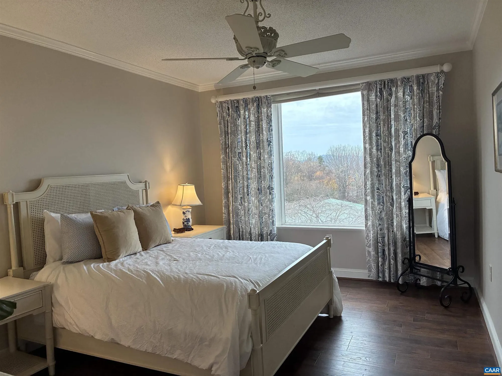 Property Slideshow image 14 of 30 | 500 crestwood dr 2403, Charlottesville, VA, 22903