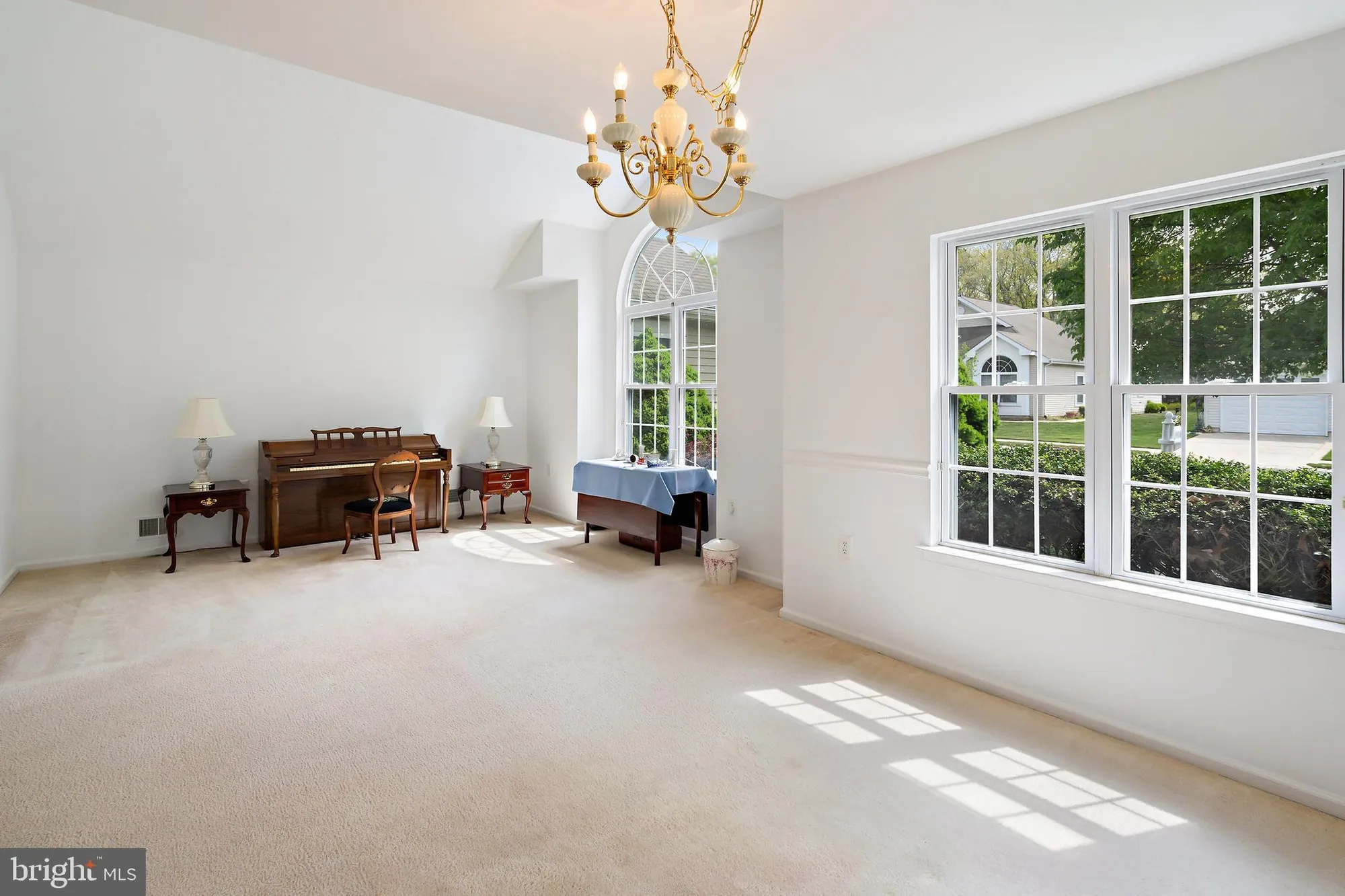 Property Slideshow image 6 of 32 | 12 rye ct, Jackson, NJ, 08527