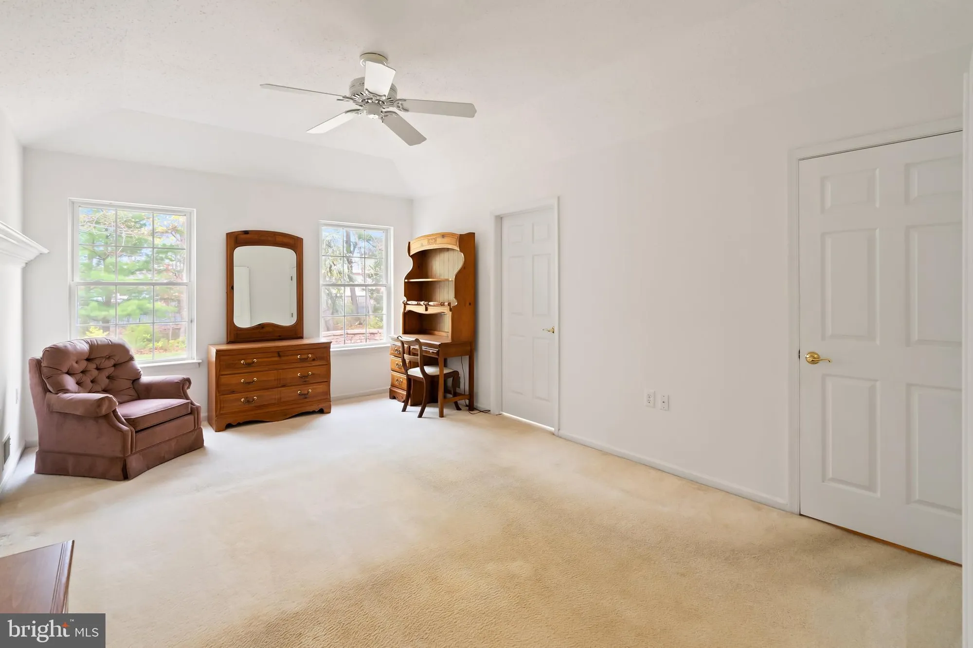 Property Slideshow image 14 of 32 | 12 rye ct, Jackson, NJ, 08527
