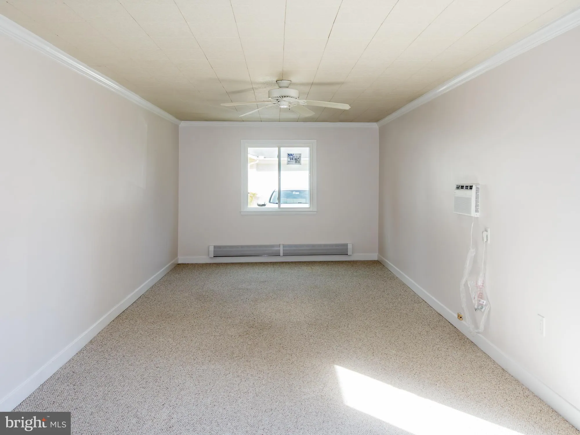 Property Slideshow image 13 of 34 | 15422 bramblewood dr # 21-b, Silver Spring, MD, 20906