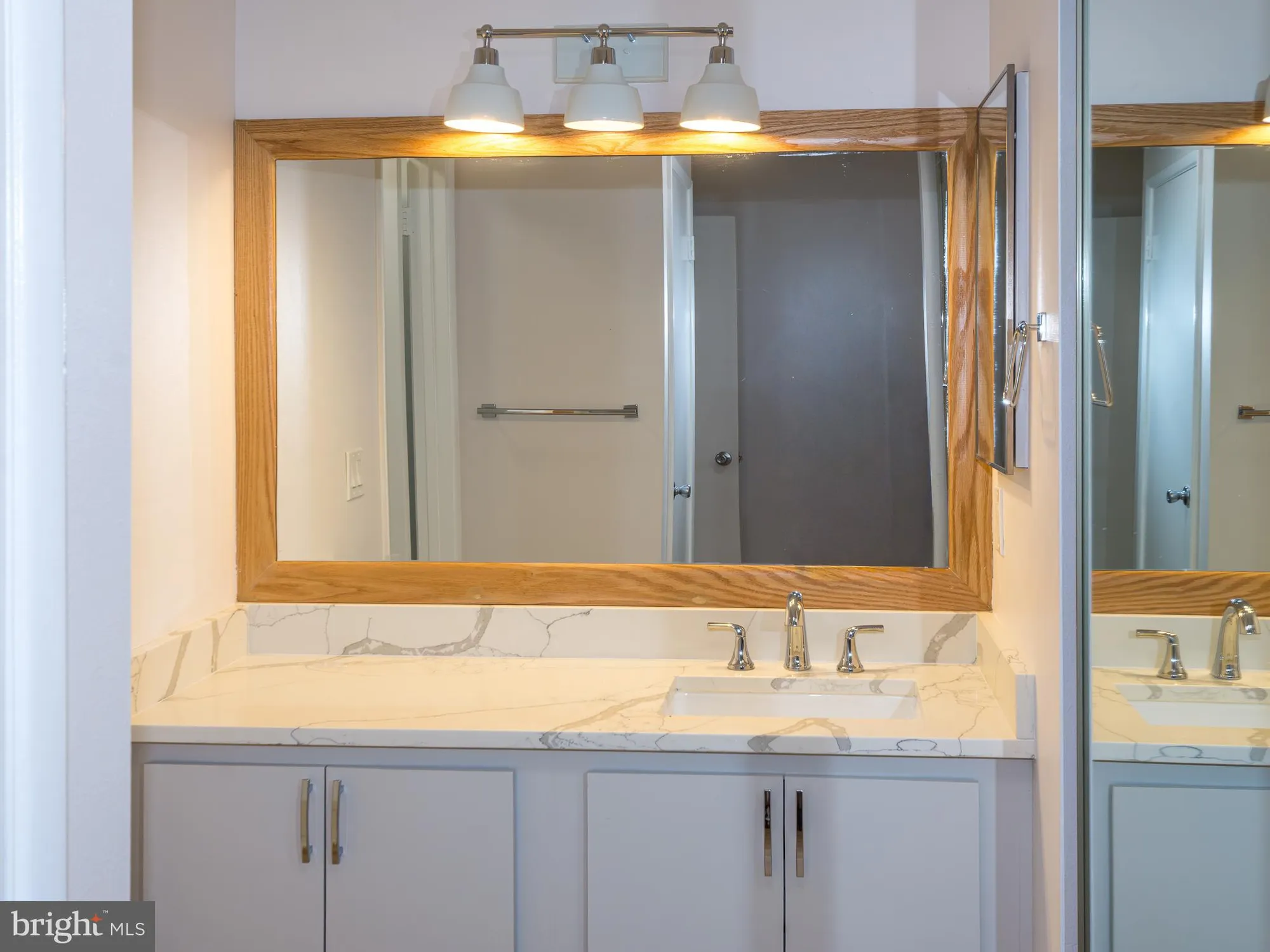 Property Slideshow image 30 of 34 | 15422 bramblewood dr # 21-b, Silver Spring, MD, 20906