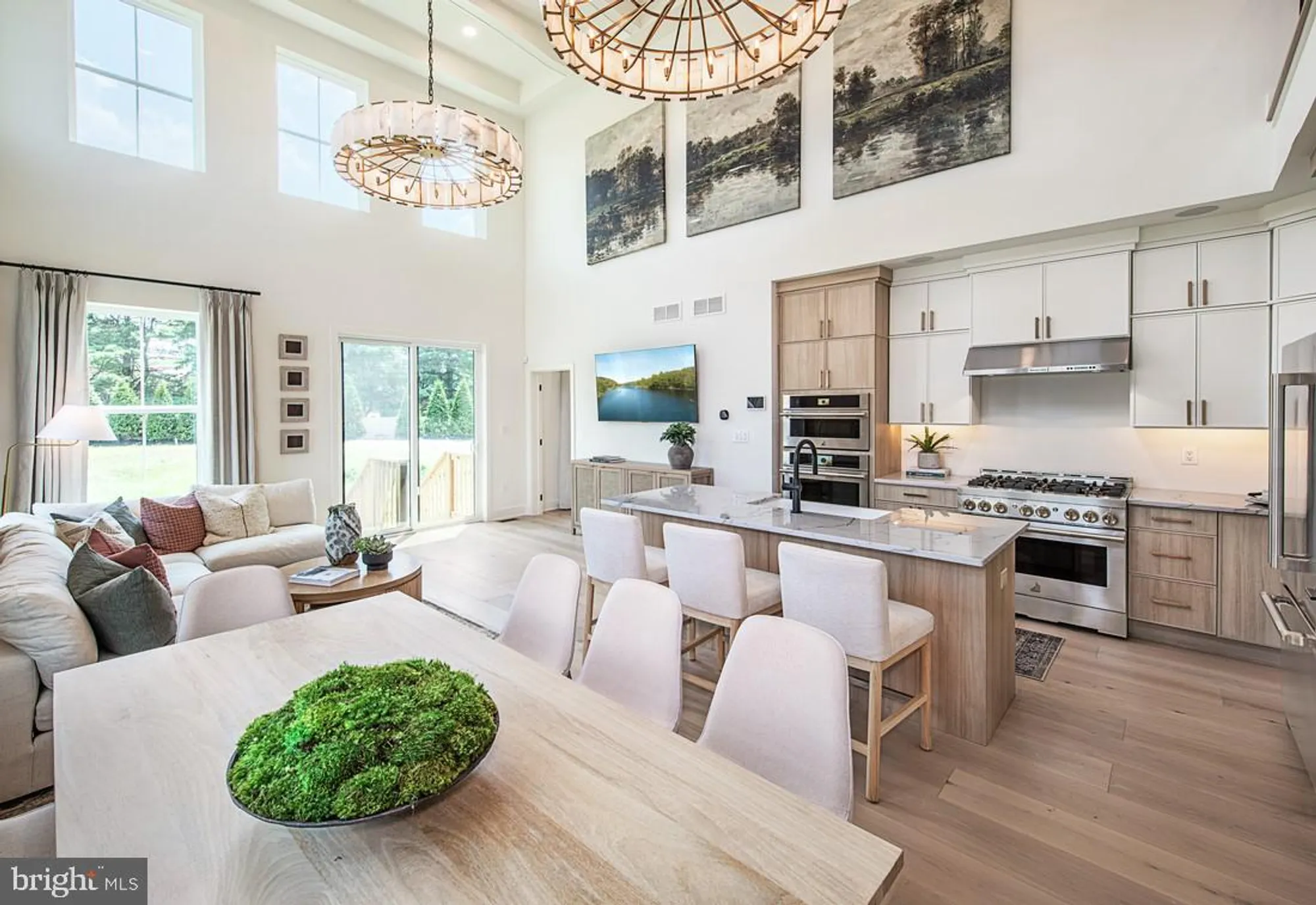 Property Slideshow image 11 of 16 | 5 cherry ln, West Windsor, NJ, 08550