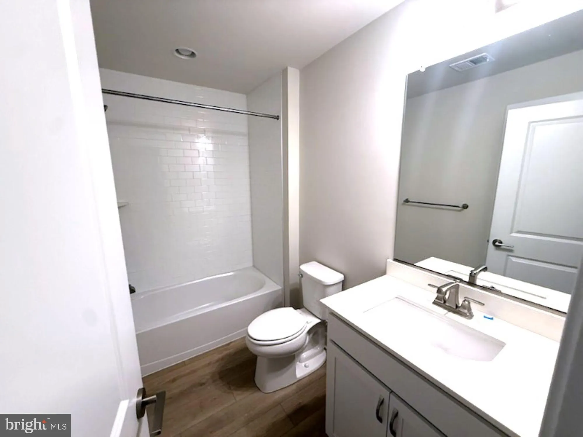 Property Slideshow image 12 of 18 | 354 gallagher dr, Ocean View, DE, 19970