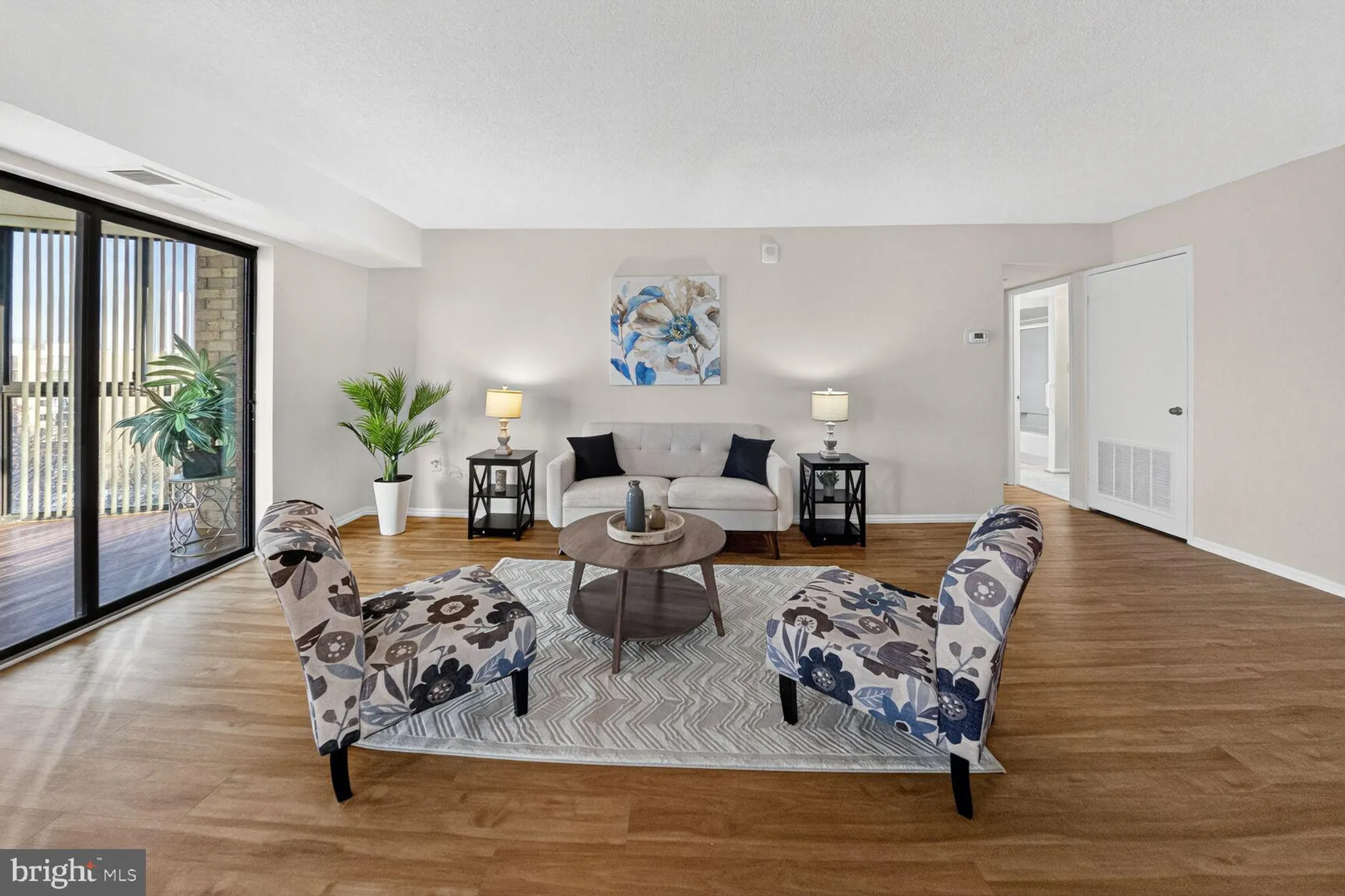 Property Slideshow image 5 of 38 | 15107 interlachen dr 2-1025, Silver Spring, MD, 20906