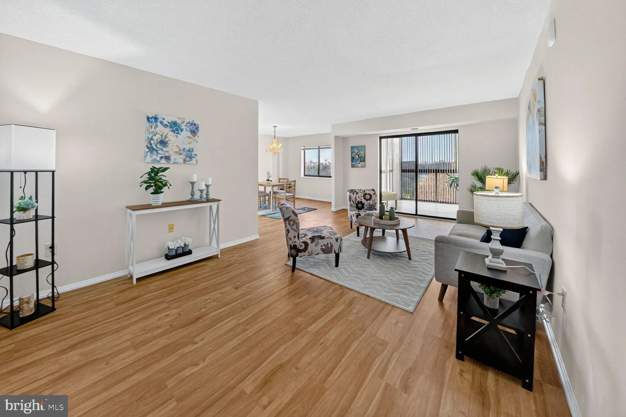 Property Slideshow image 11 of 38 | 15107 interlachen dr 2-1025, Silver Spring, MD, 20906