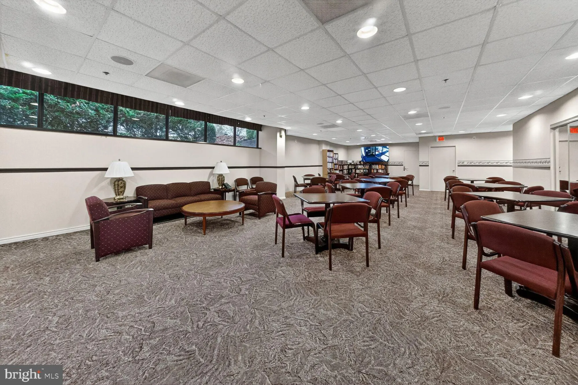 Property Slideshow image 27 of 38 | 15107 interlachen dr 2-1025, Silver Spring, MD, 20906