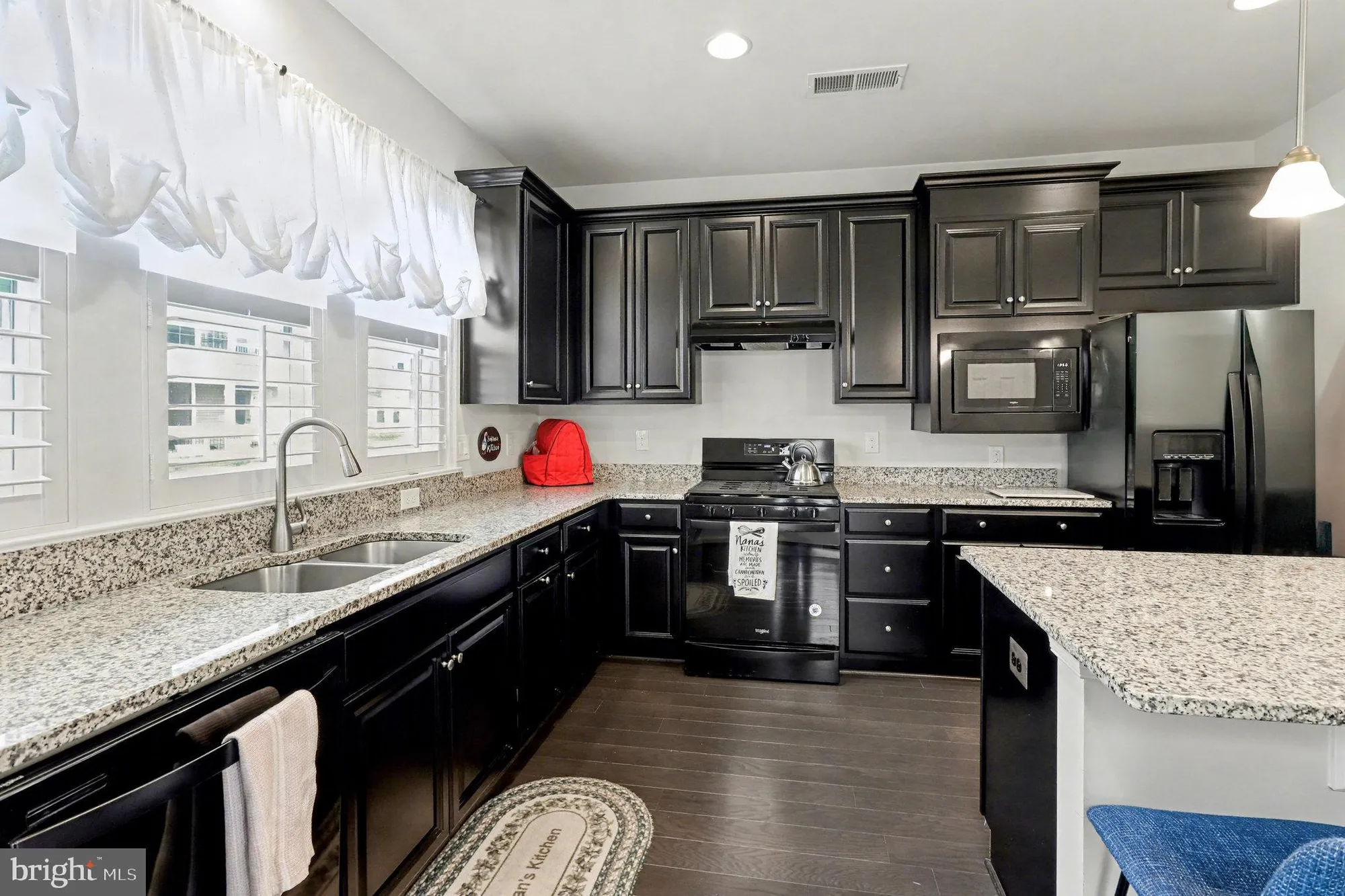 Property Slideshow image 9 of 31 | 12 pensacola st, Fredericksburg, VA, 22406