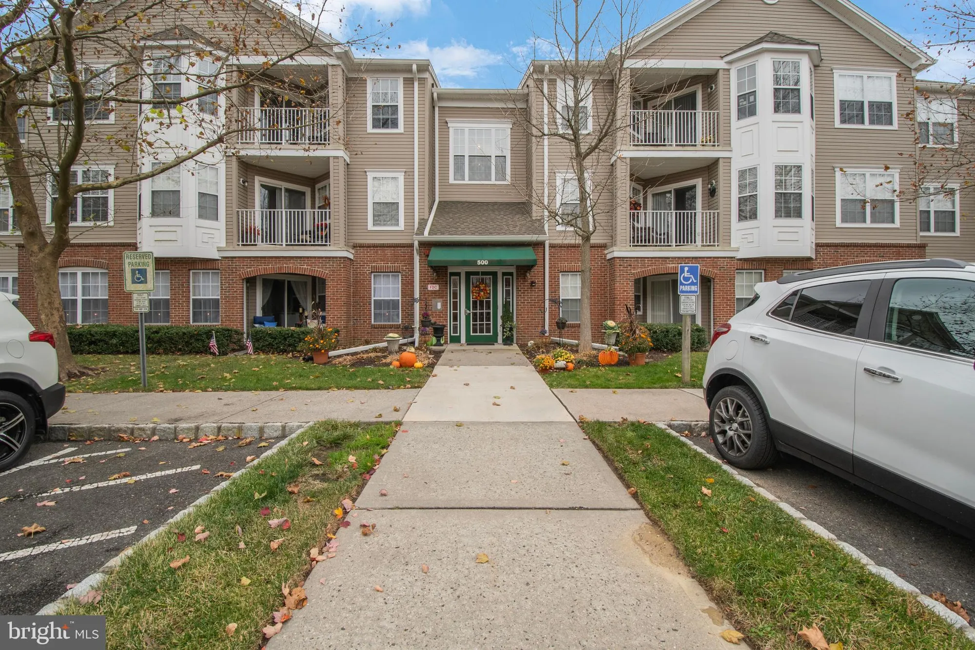 Property Slideshow image 32 of 46 | 511 mowat cir, Hamilton, NJ, 08690