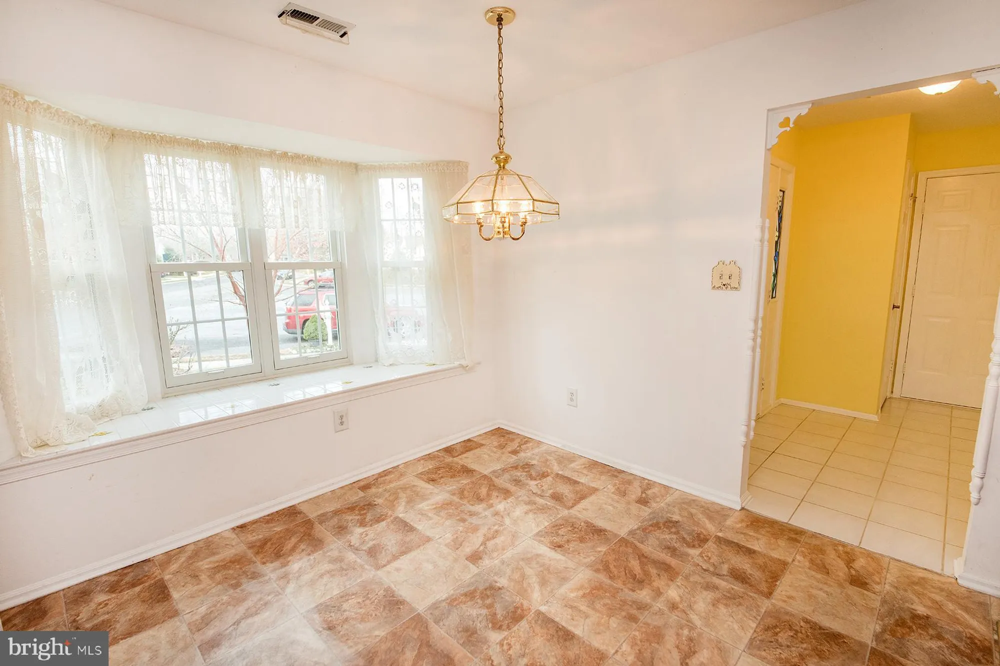 Property Slideshow image 12 of 35 | 422 elderberry ct, Mount Laurel, NJ, 08054