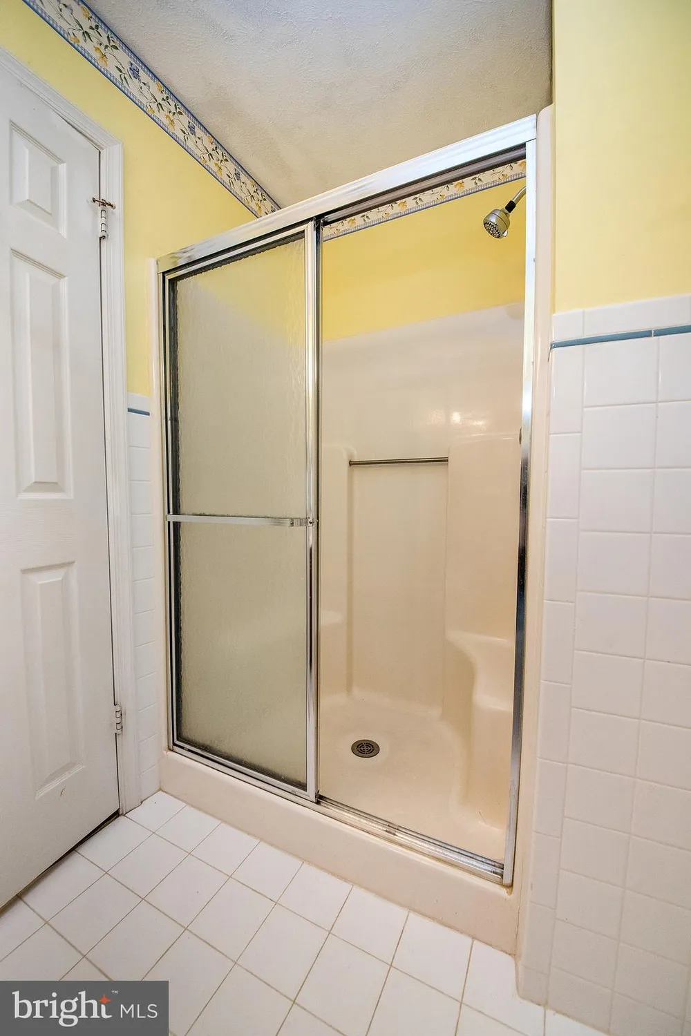 Property Slideshow image 20 of 35 | 422 elderberry ct, Mount Laurel, NJ, 08054