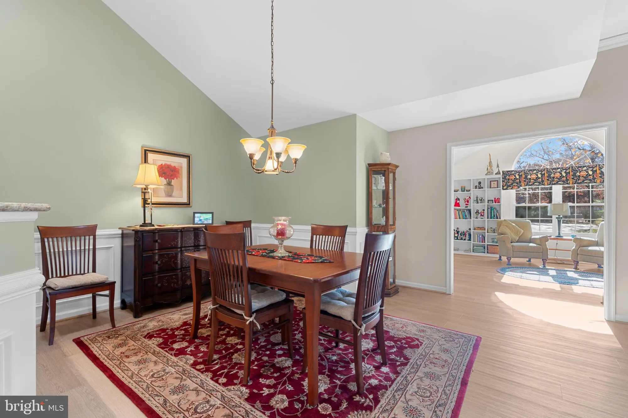 Property Slideshow image 9 of 23 | 124 hollybush cir, Souderton, PA, 18964